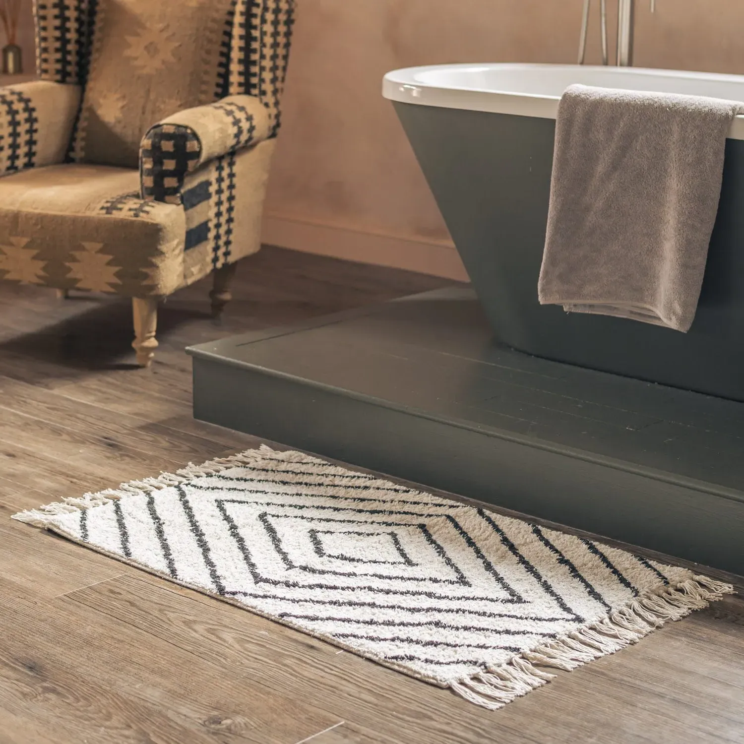 Geometric Bath Mat - Natural Black, Cotton image