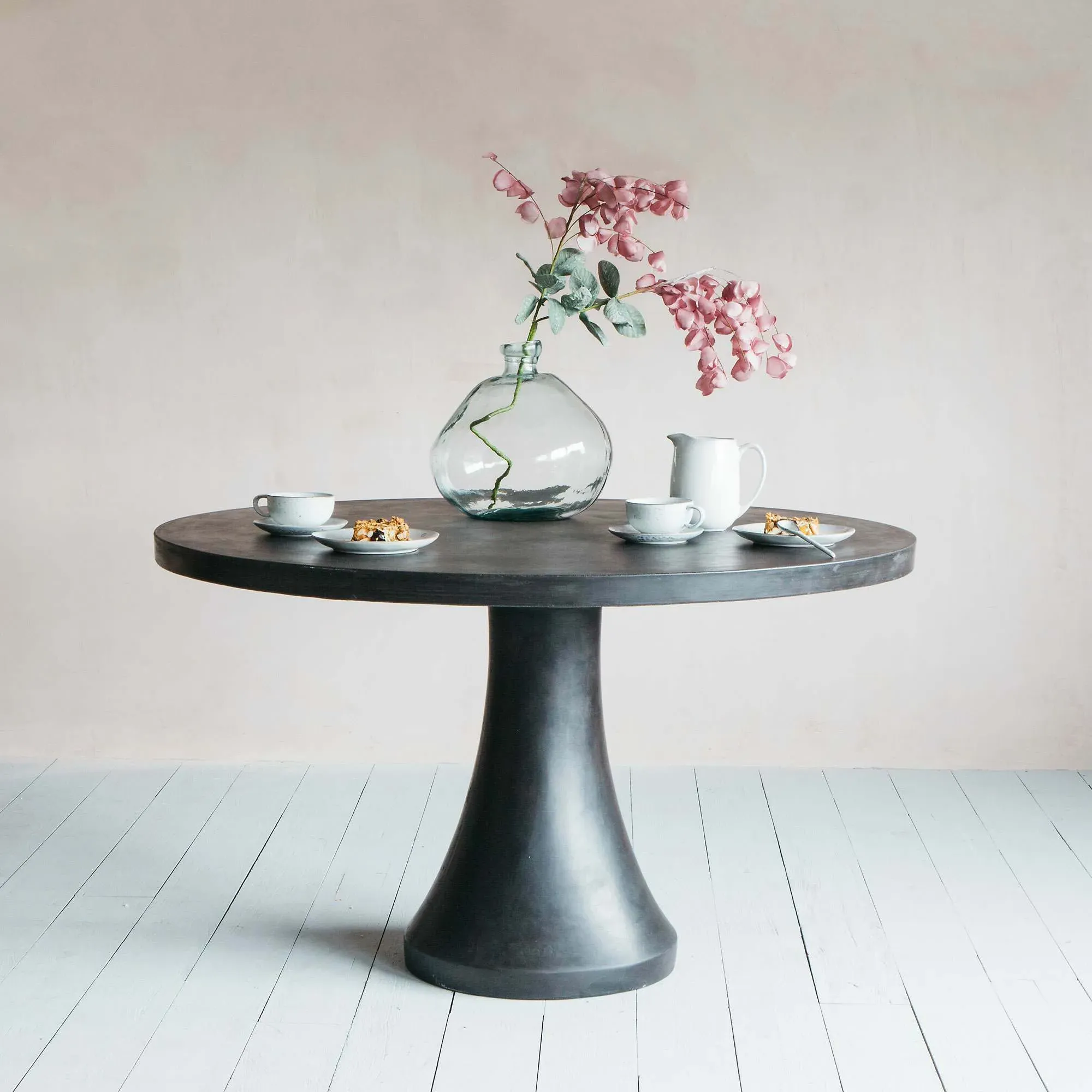 Goswell 4-Seater Round Dining Table - Black, Concrete