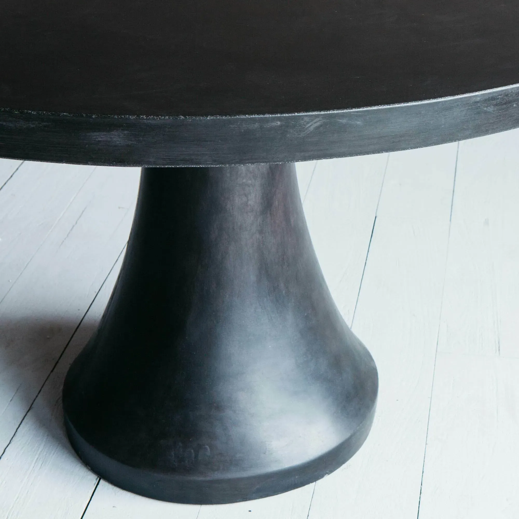 Goswell 4-Seater Round Dining Table - Black, Concrete