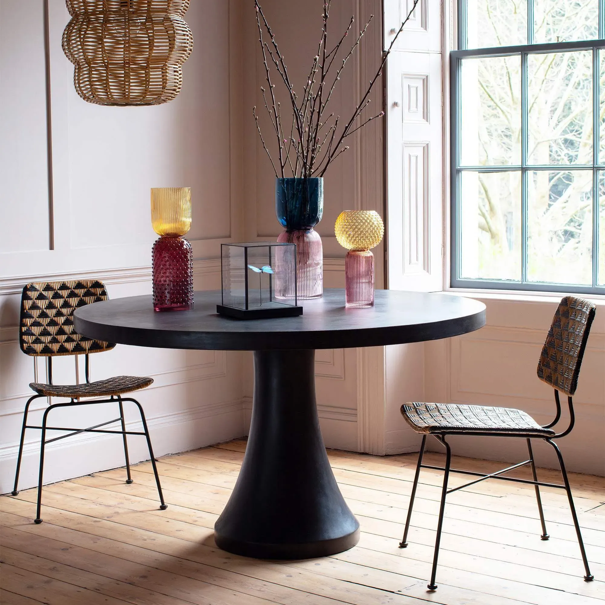 Goswell 4-Seater Round Dining Table - Black, Concrete
