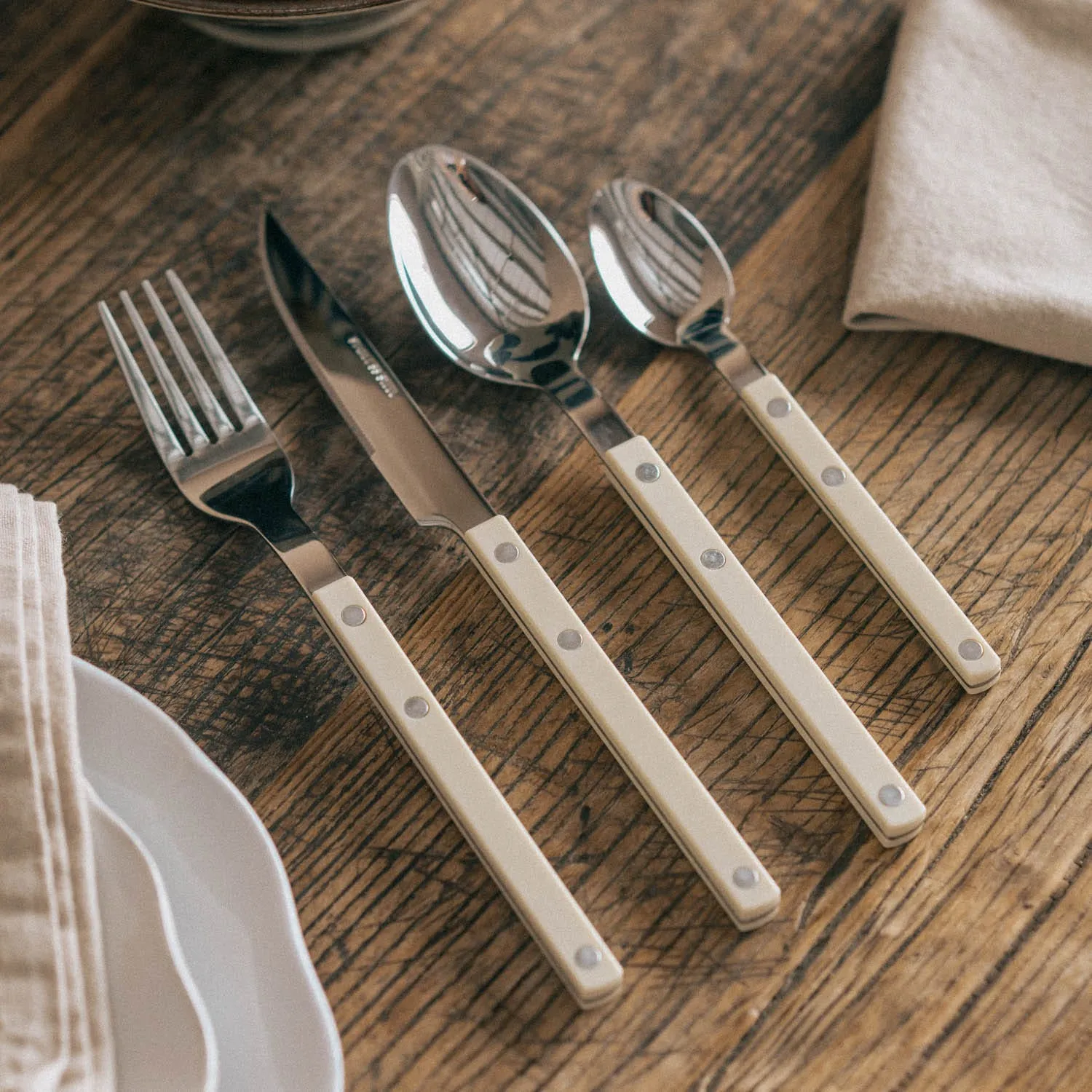 Handle Cutlery Set - Ivory White, Stainless Steel