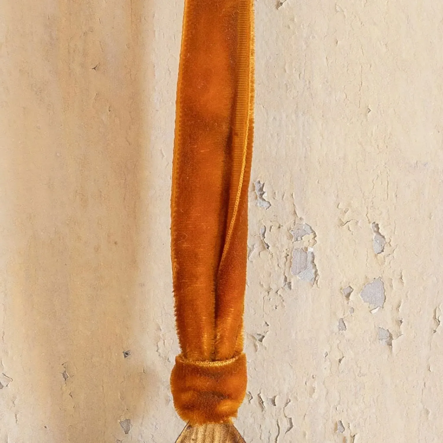 Hanging Heart Mirror Ornament - Iron