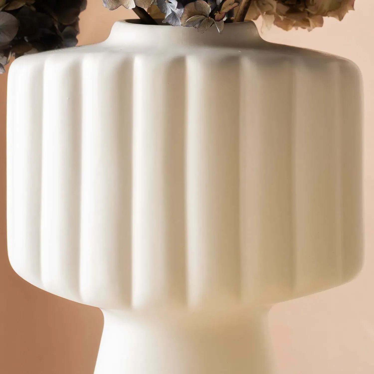 Harman Ceramic Vase - White