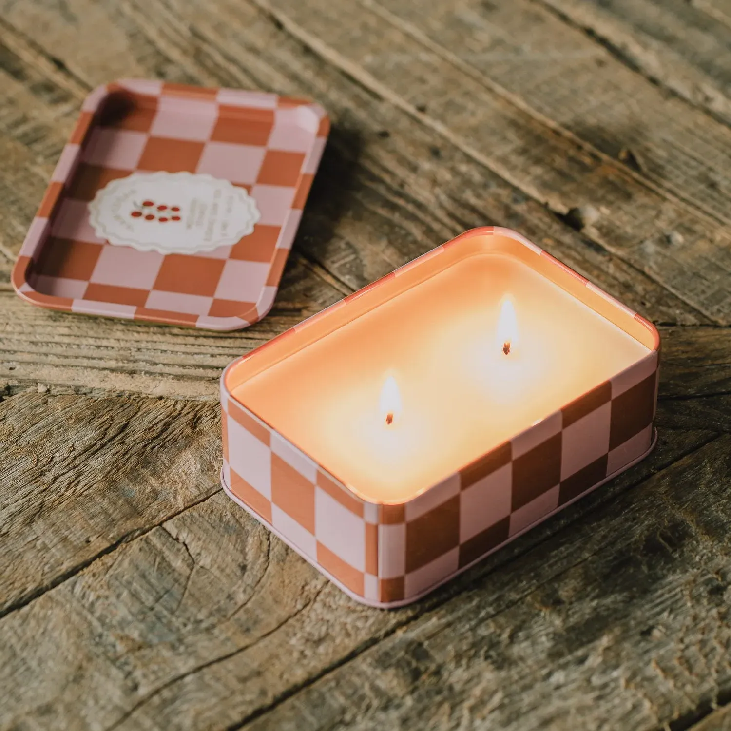 Heirloom Tomato Double Candle in Tin - Ceramic image