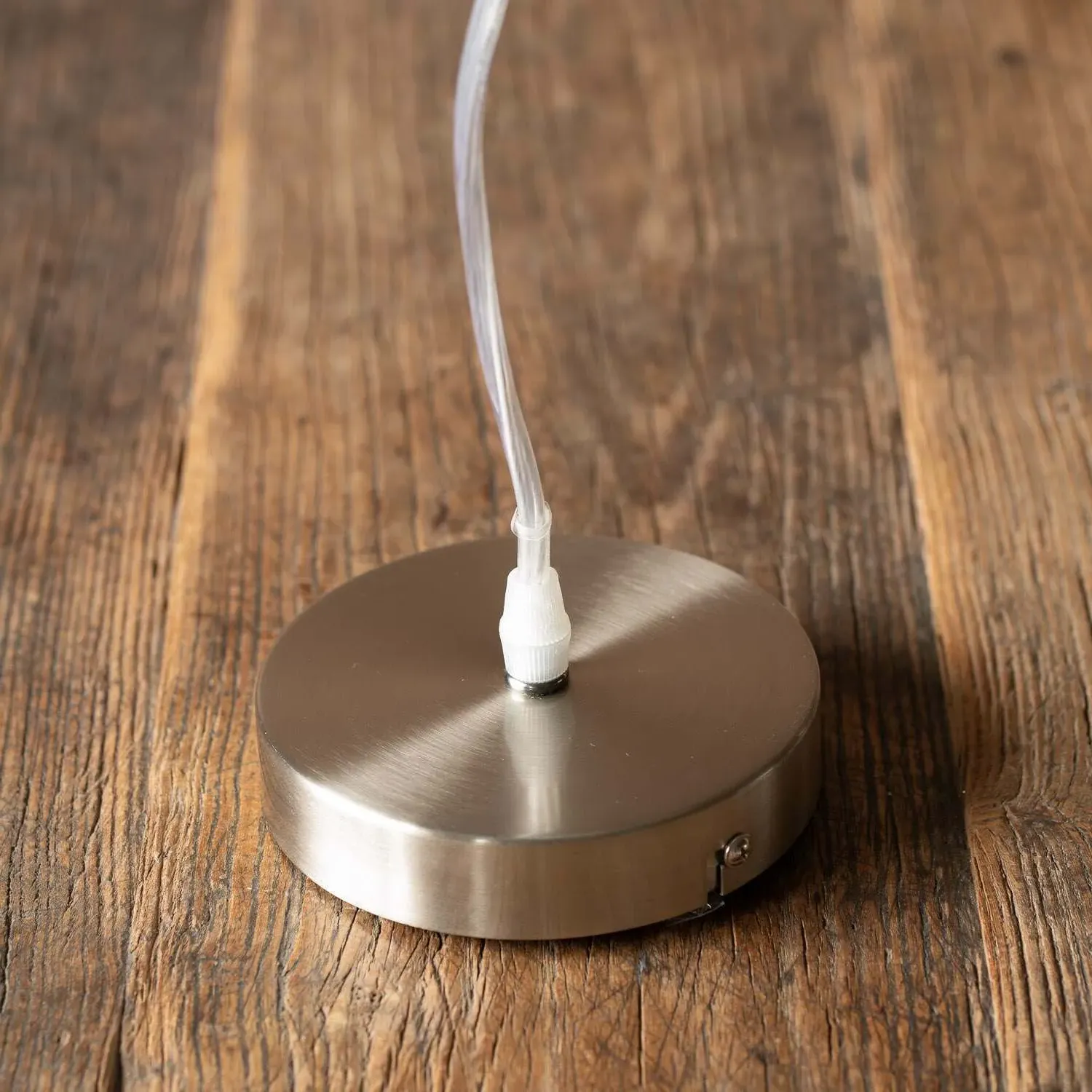 Katla Pendant Light - White