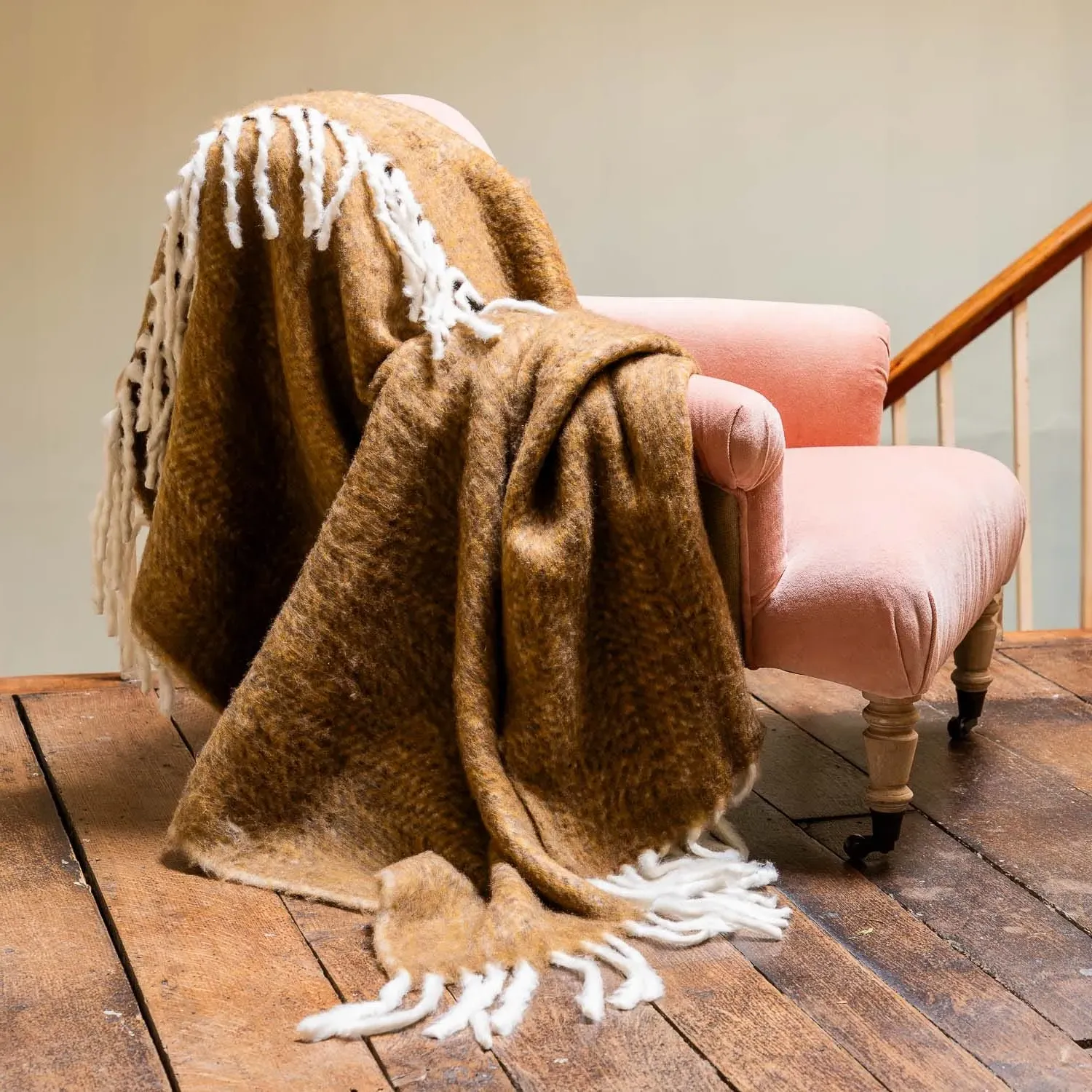 Lambstail Throw - Olive