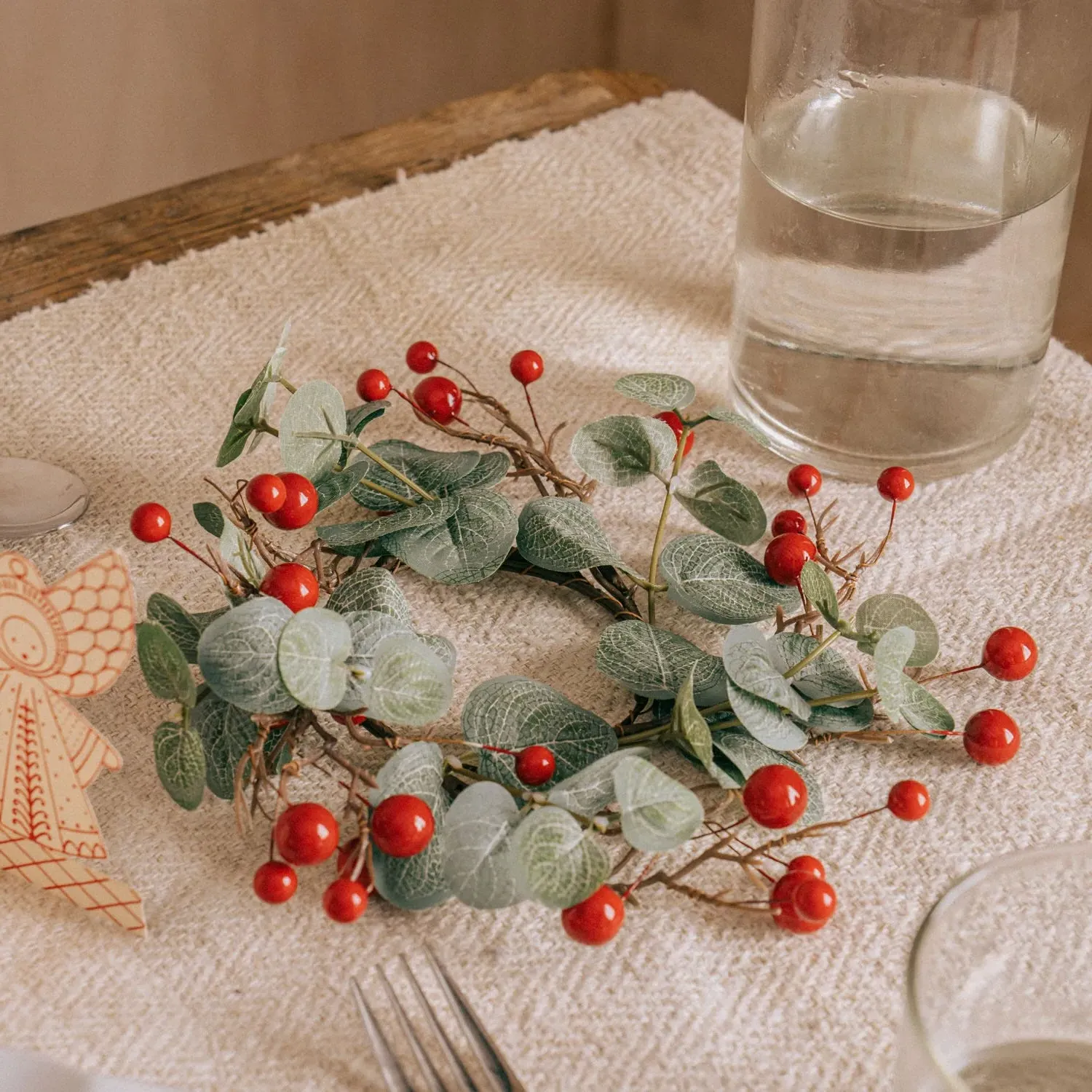 Large Eucalyptus & Berries Candle Ring
