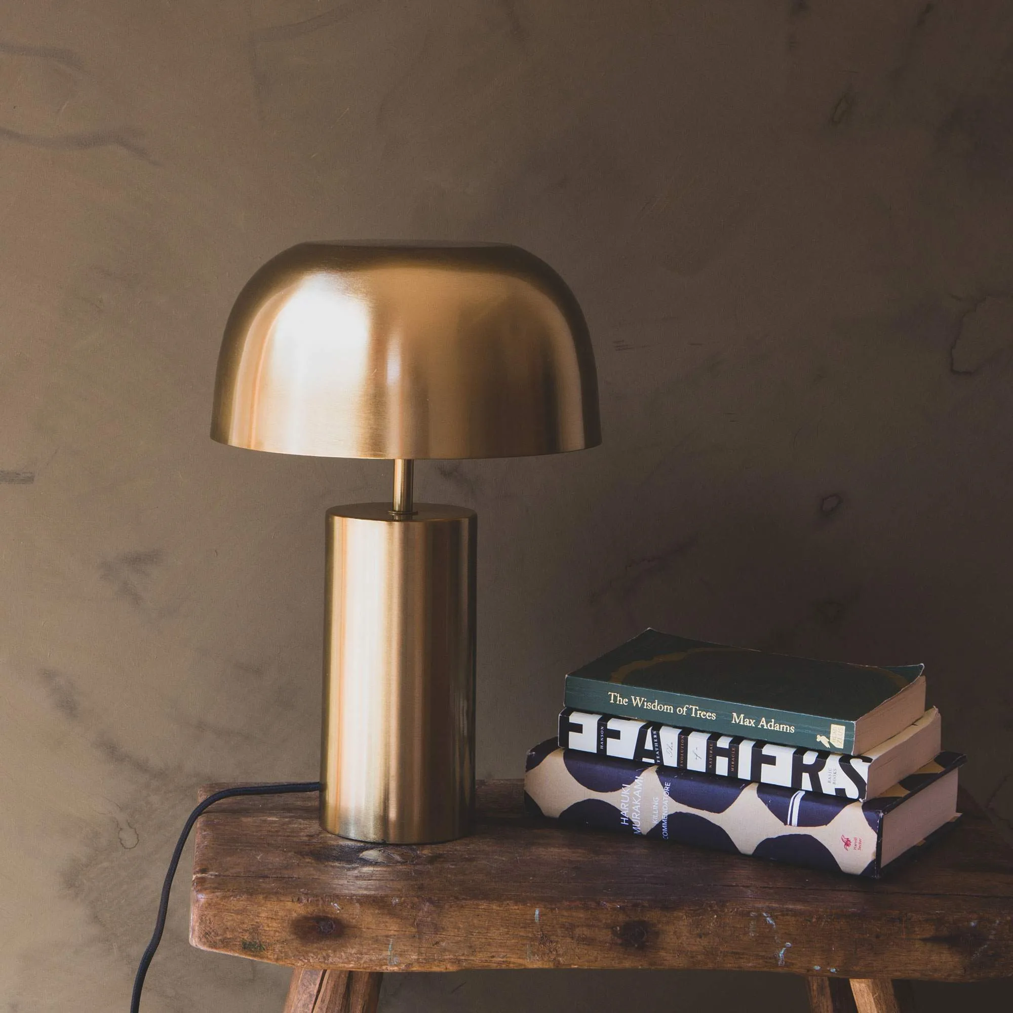 Larsen Cylindrical Table Lamp - Brass