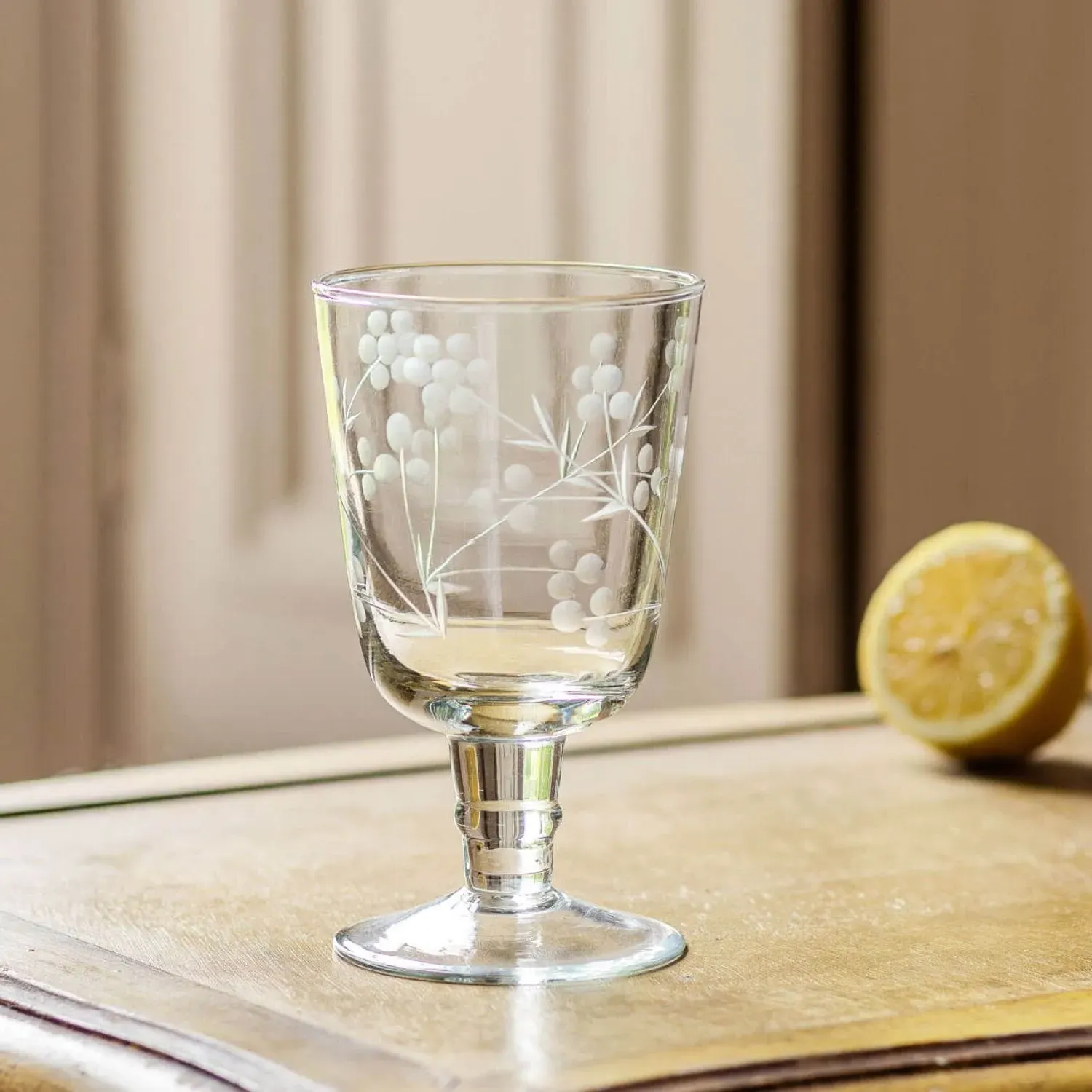 Leaf Wine Glass - Clear