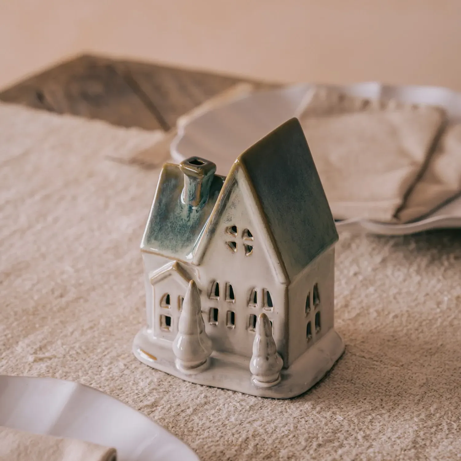 Lit Chalet Decoration - Green, Ceramic