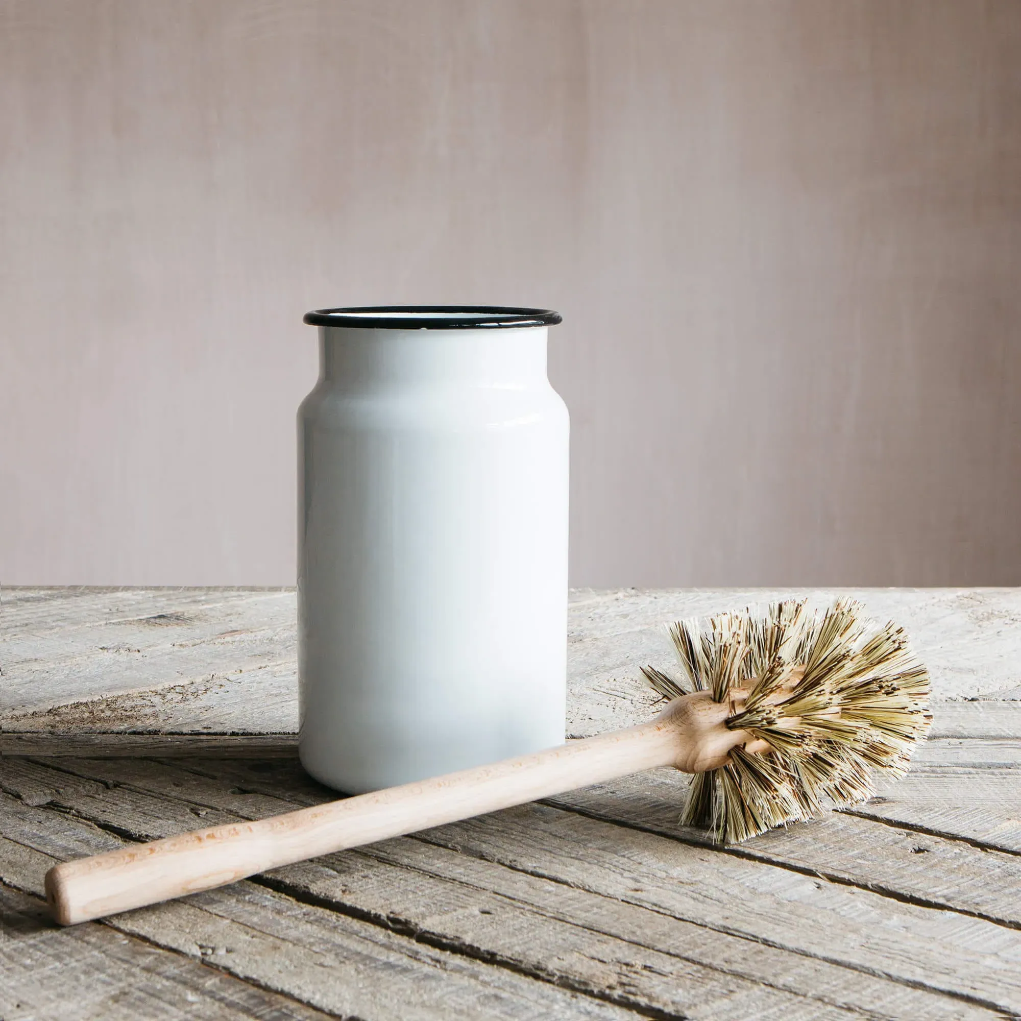 Loo Brush in Enamel Pot - White, Enamel image
