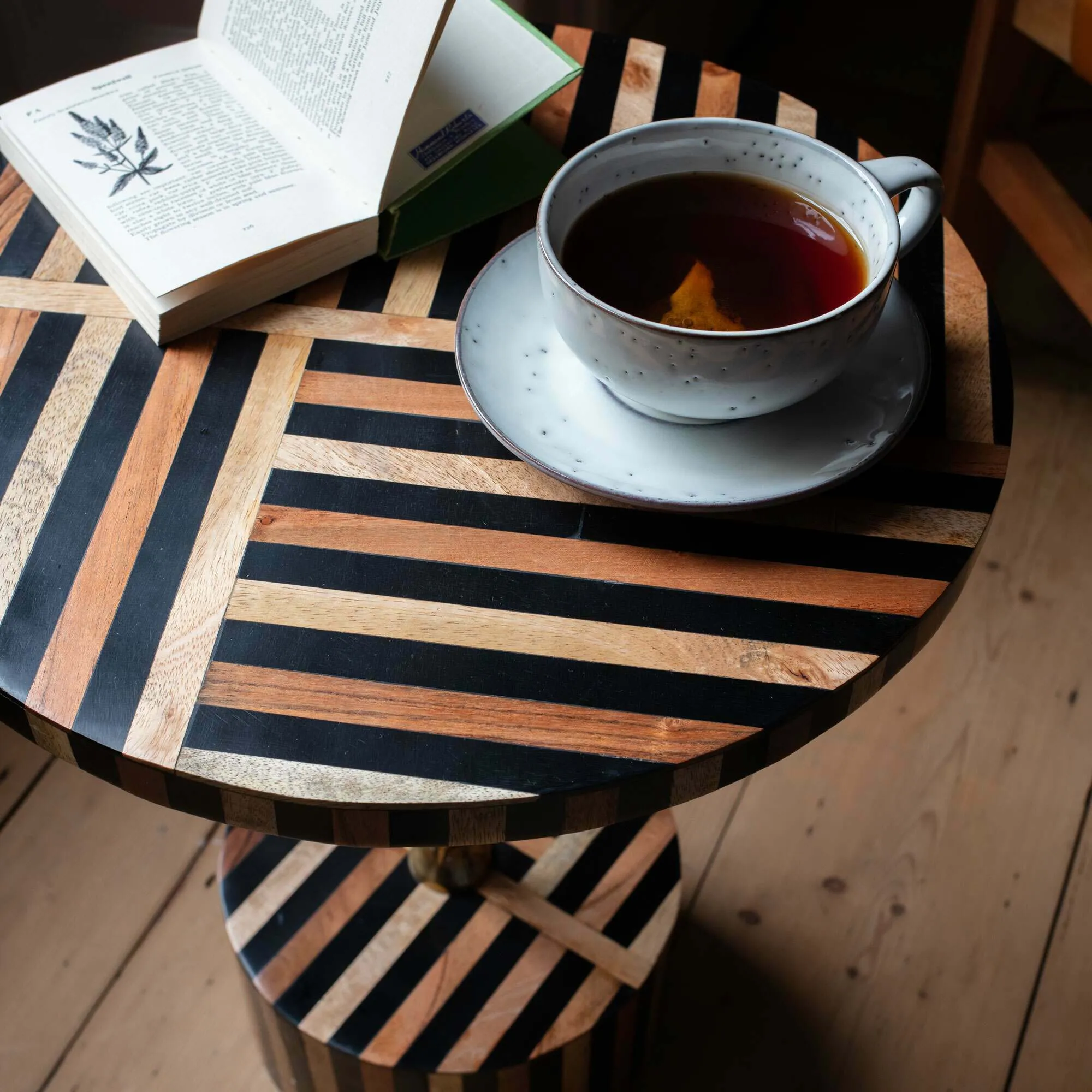 Marina Round Side Table - Aluminium, Resin