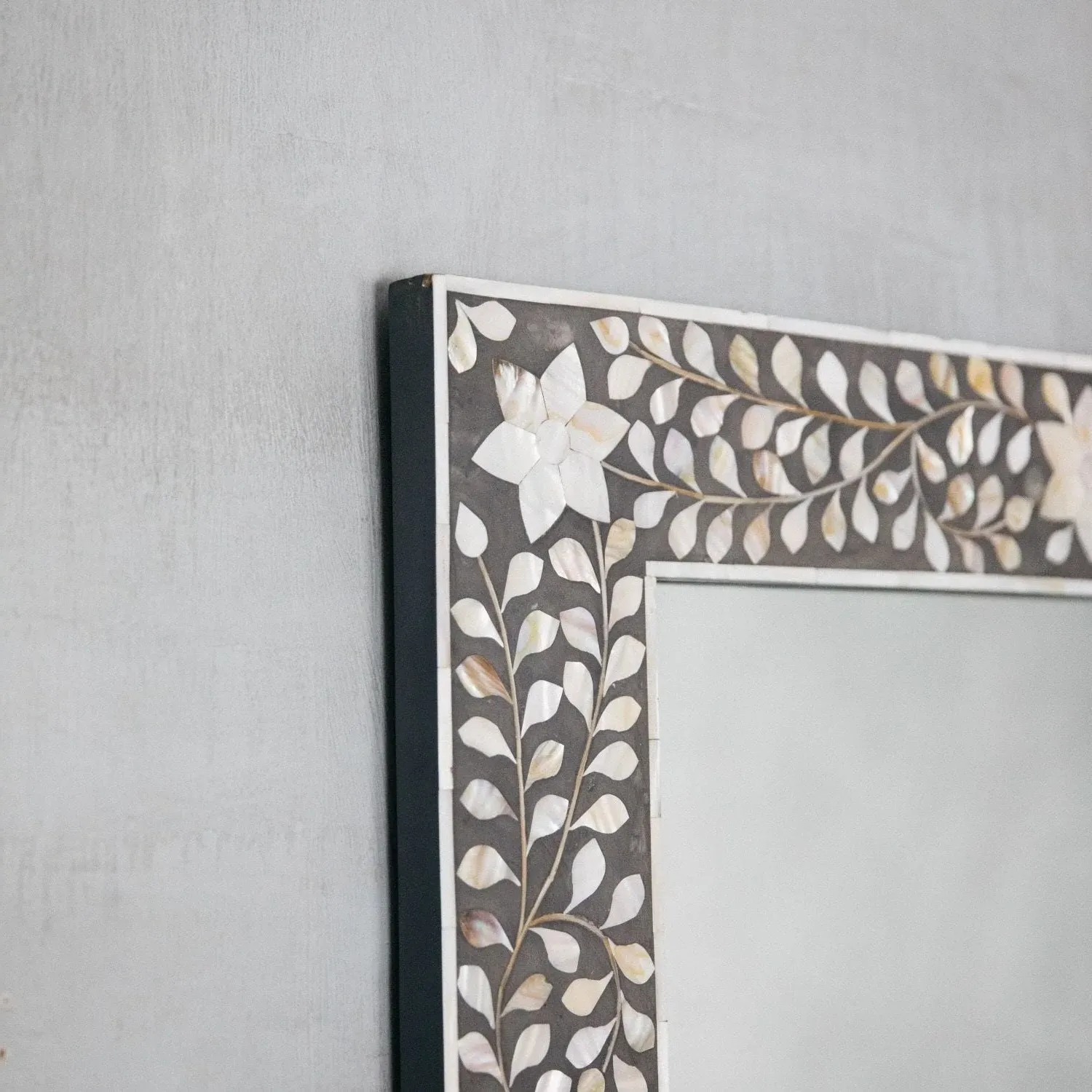 Maxi Mother of Pearl Mirror - Grey