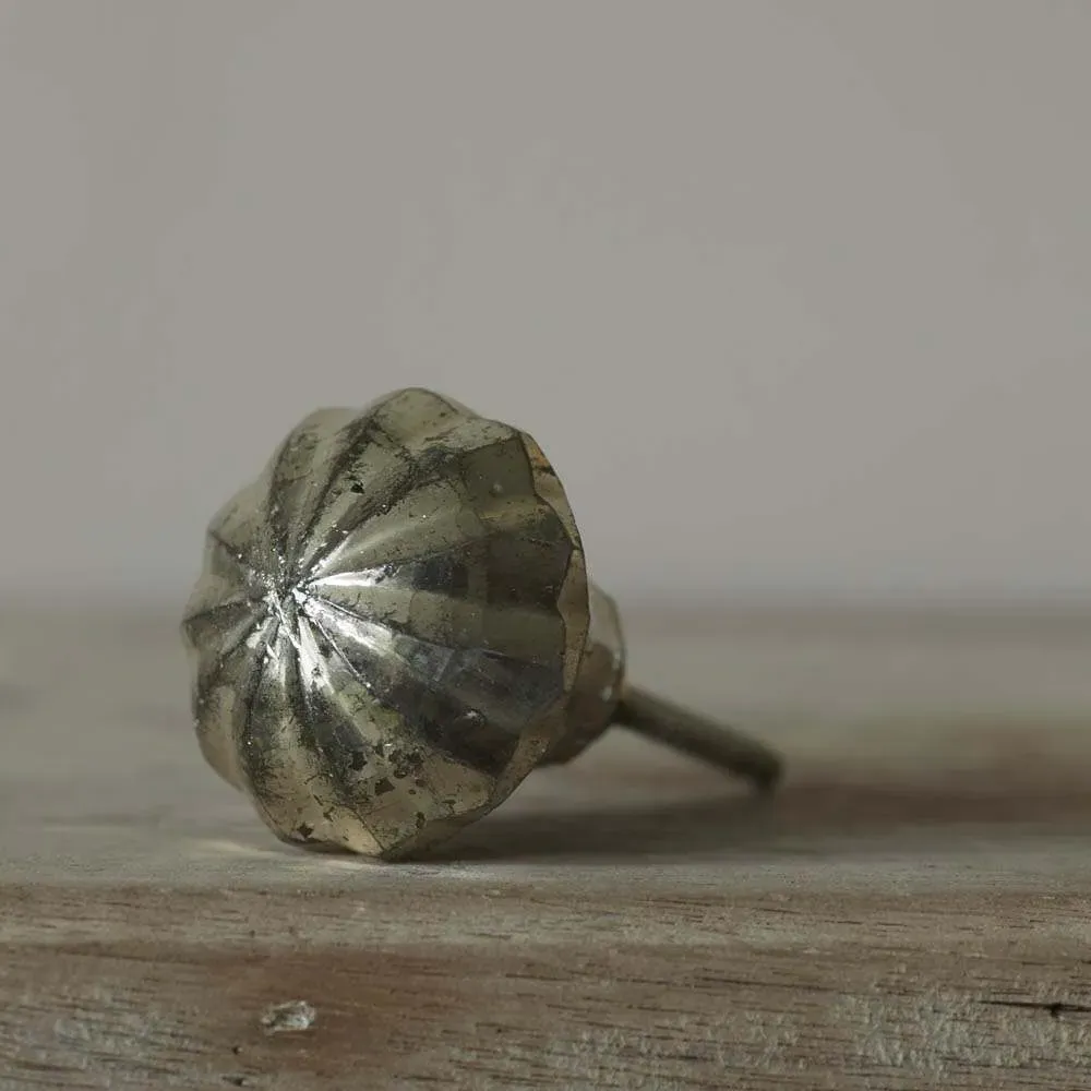 Metallic Glass Flower Knob - Distressed