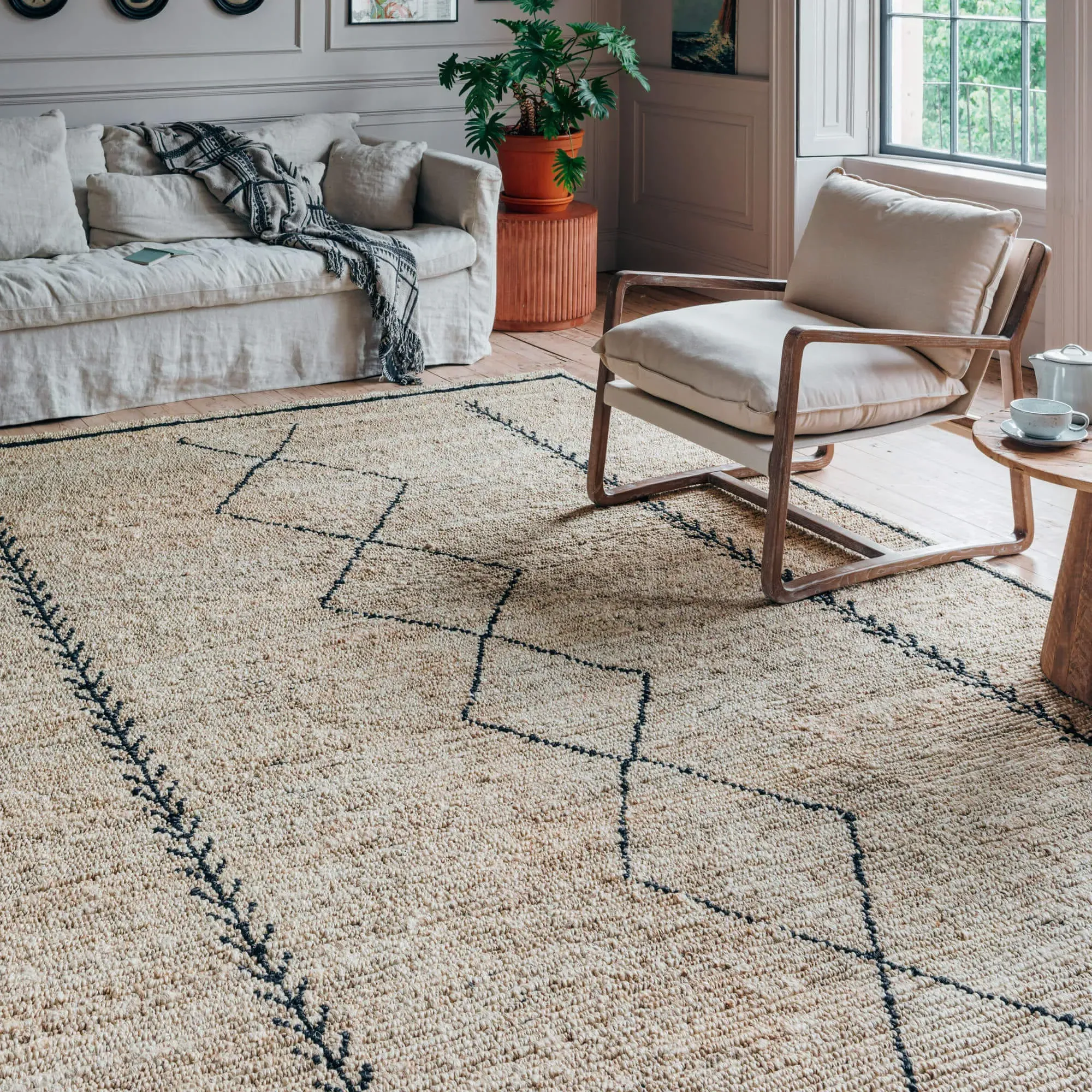 Micah Handwoven Rug 250 x 350cm - Black, Hemp