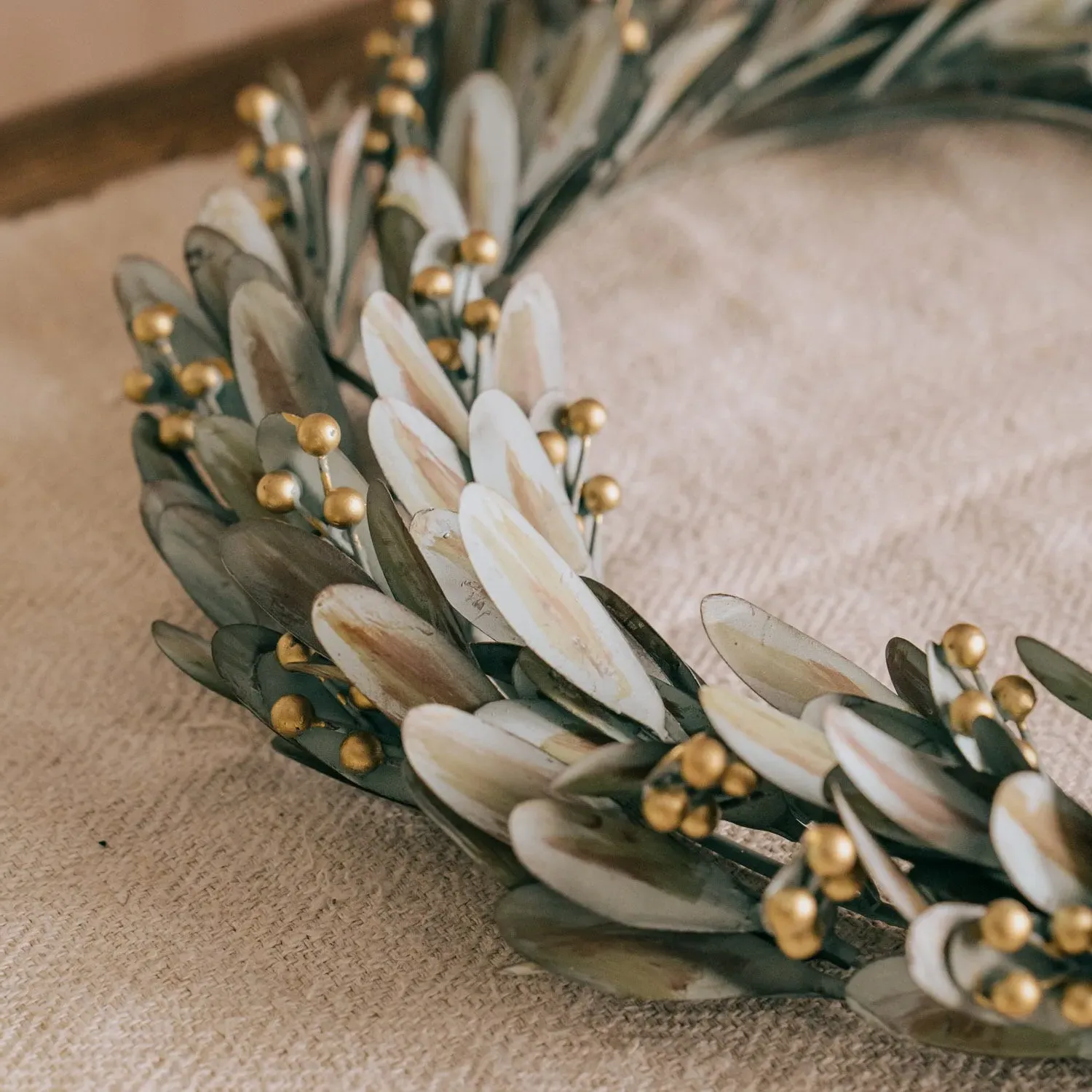 Mistletoe Wreath - Green, Metal