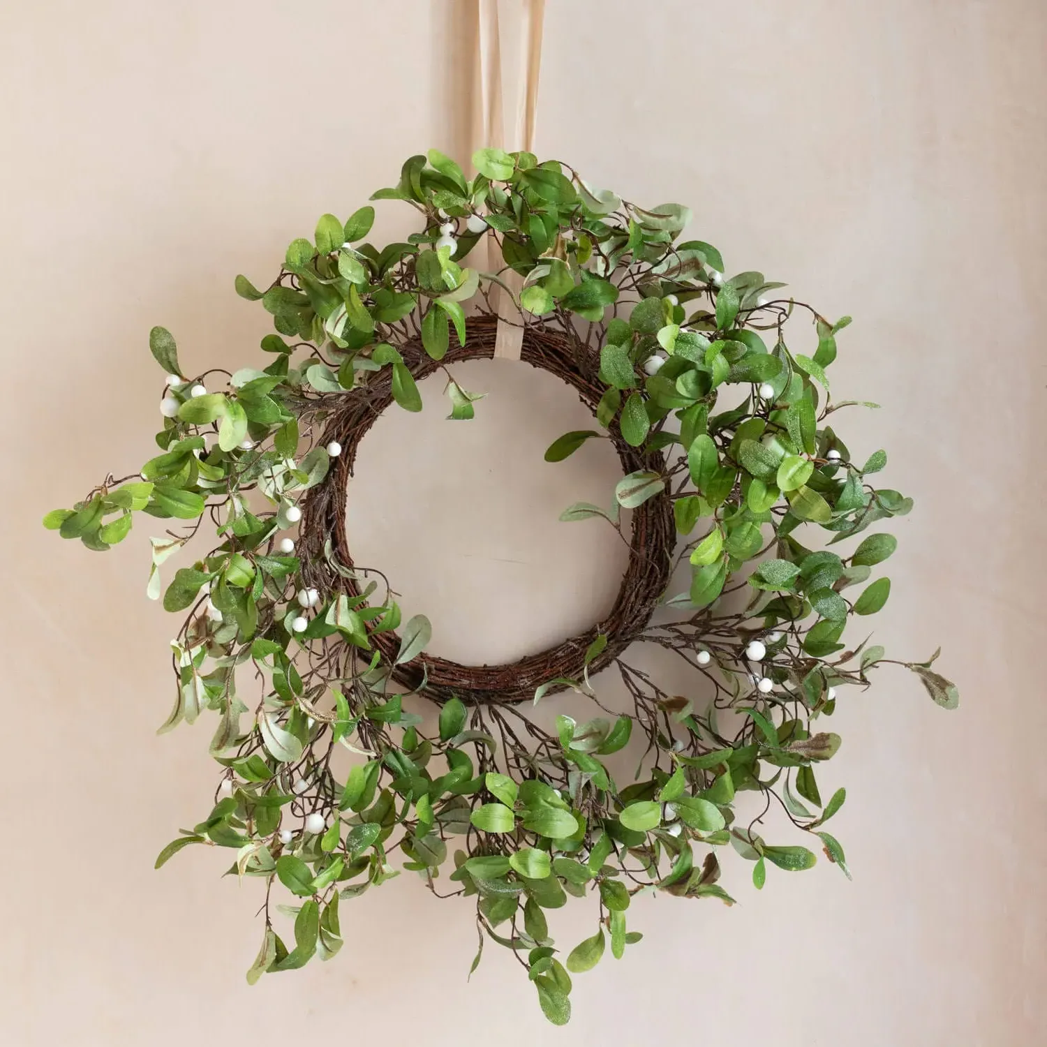 Mistletoe Wreath - Green image