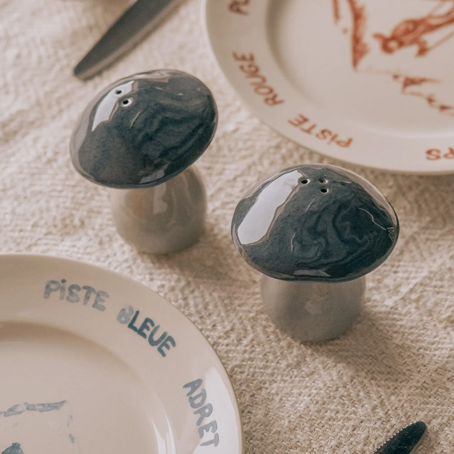 Mushroom Salt & Pepper Set - Grey