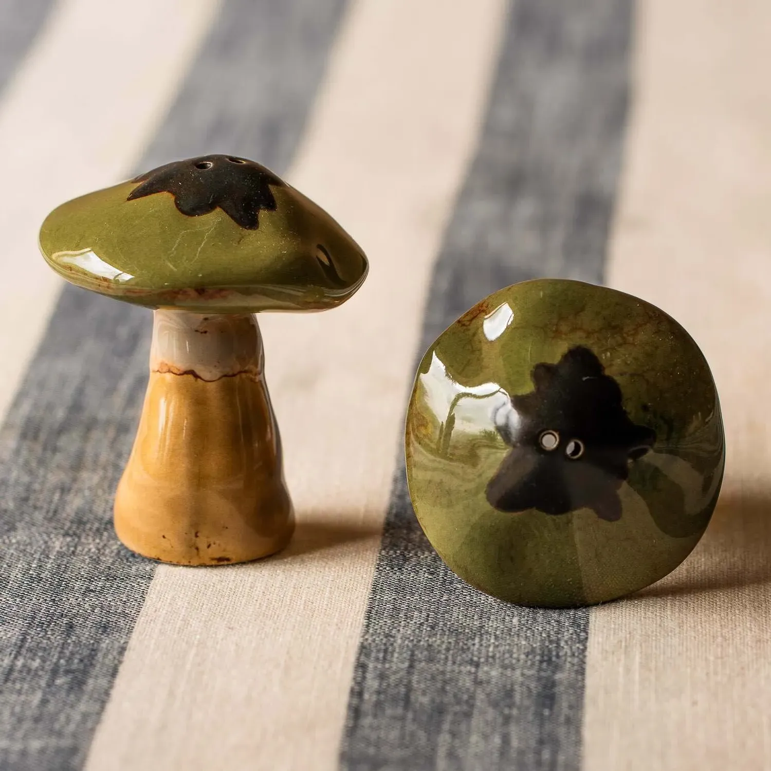 Mushroom Salt & Pepper Shakers - Green