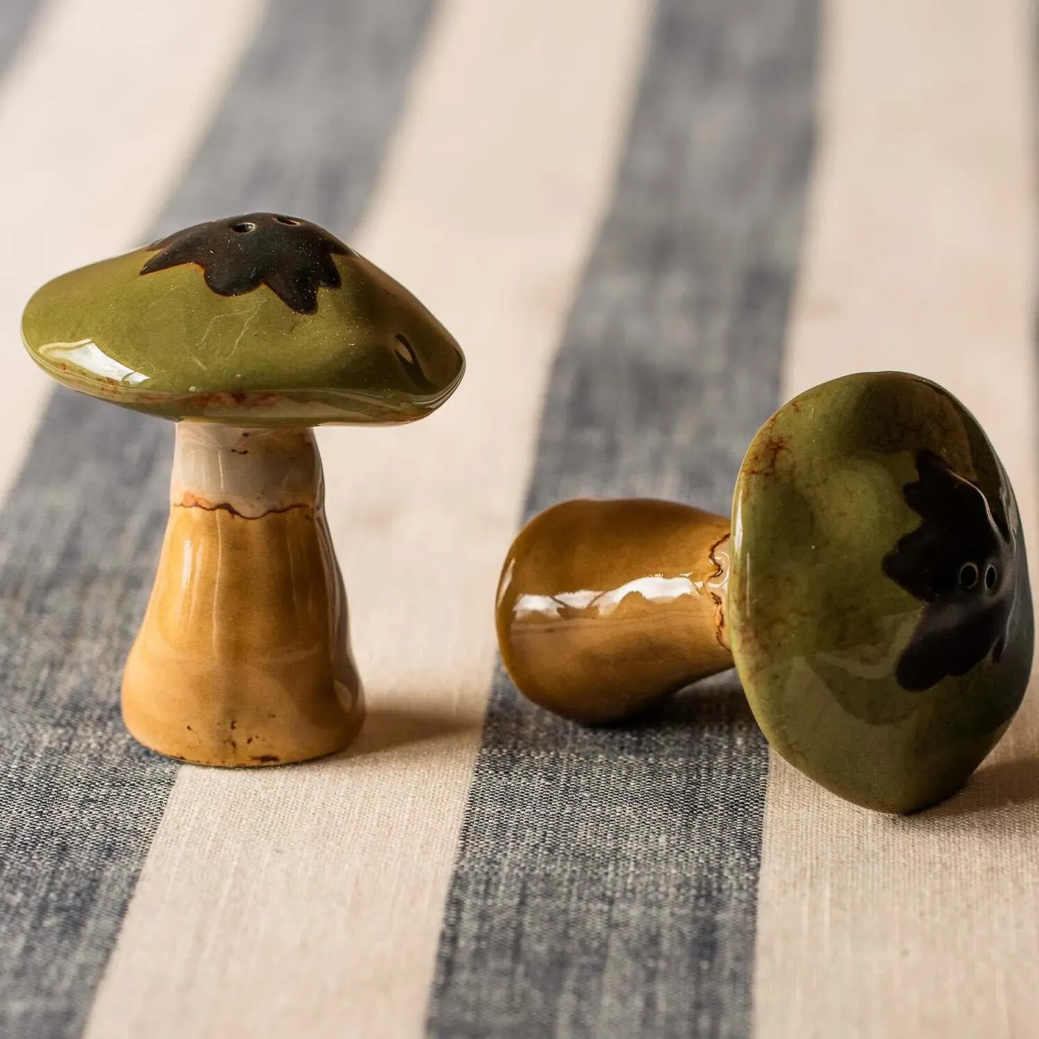 Mushroom Salt & Pepper Shakers - Green