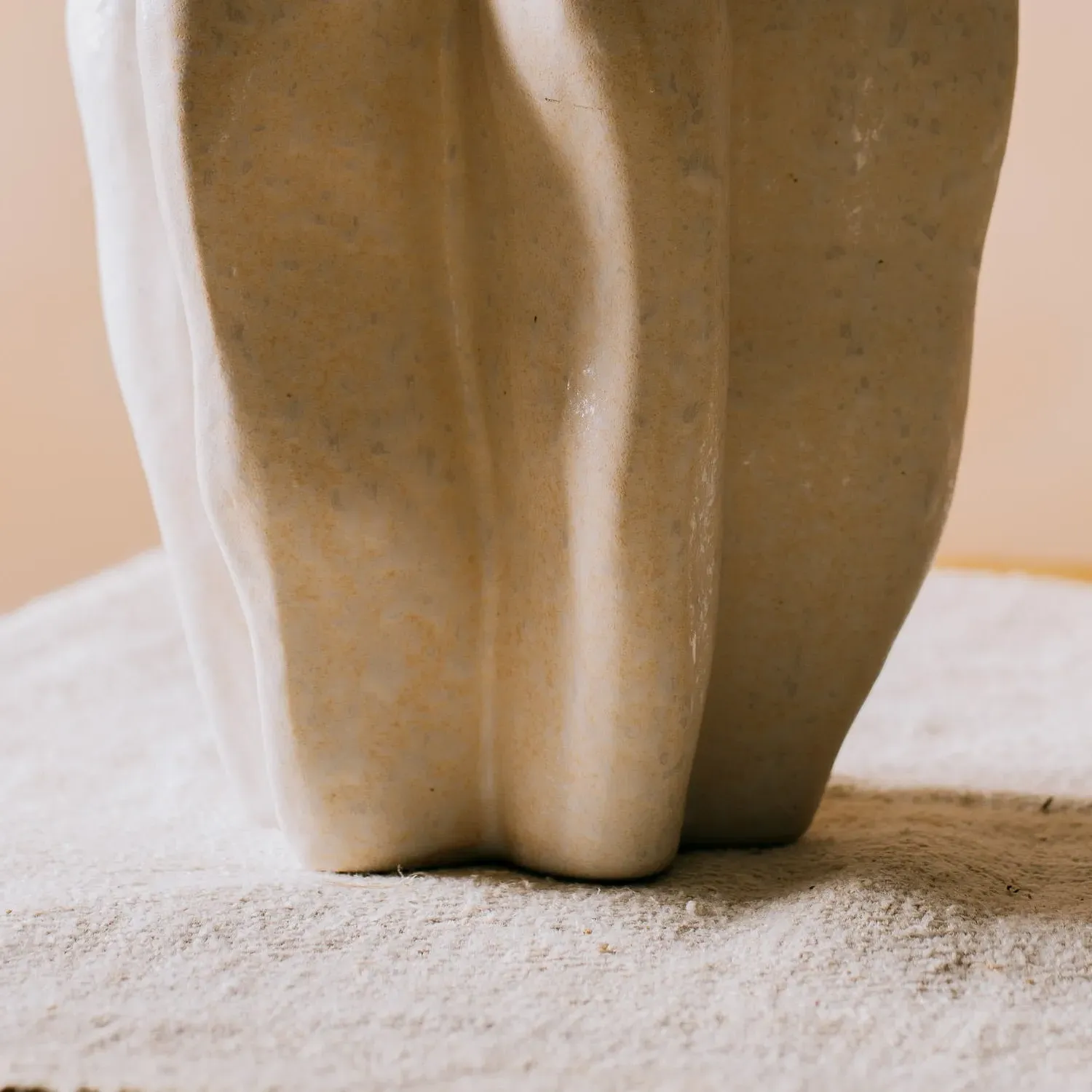 Nami Large Vase - Cream, Ceramic
