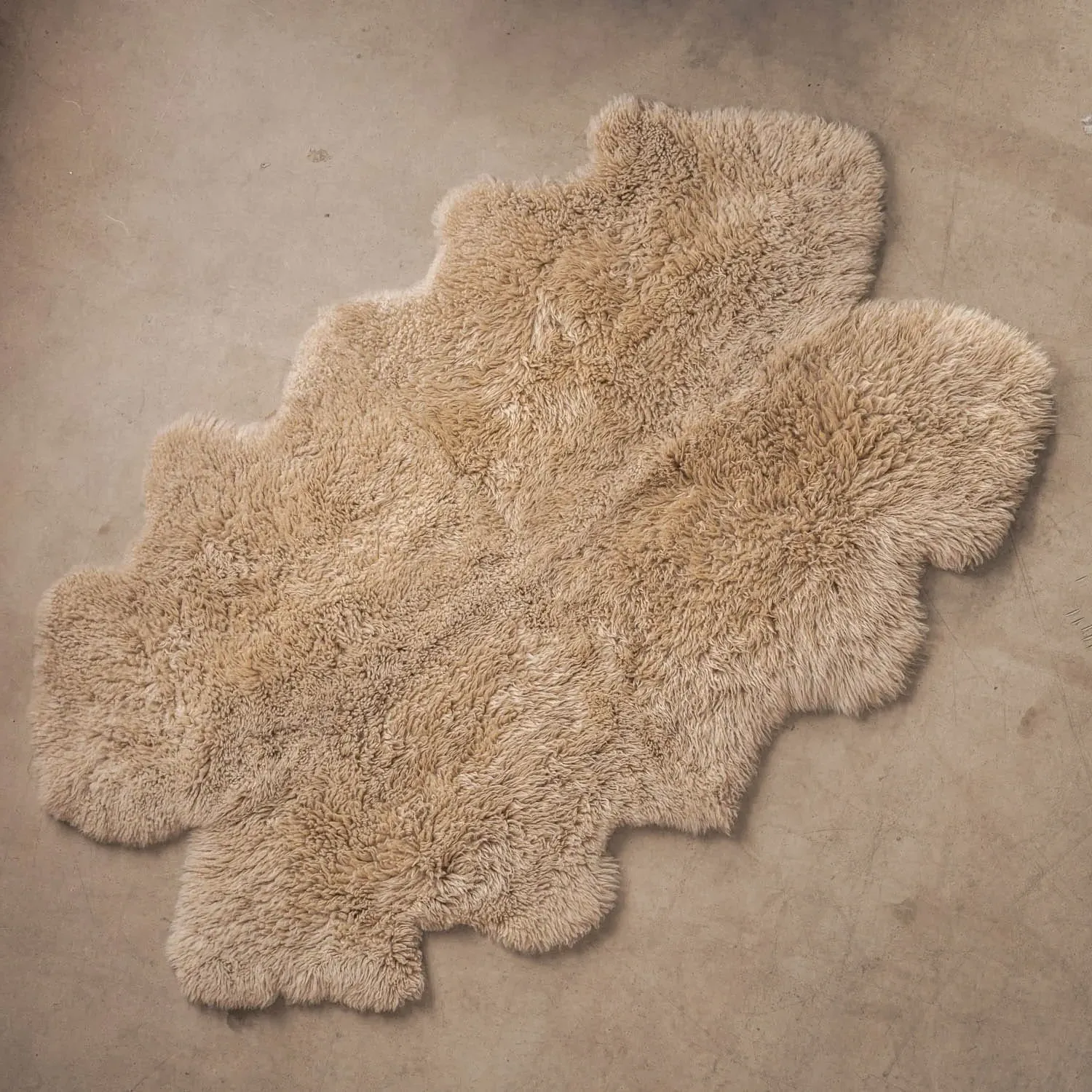Nappa Long Curly Quad Sheepskin - Brown image