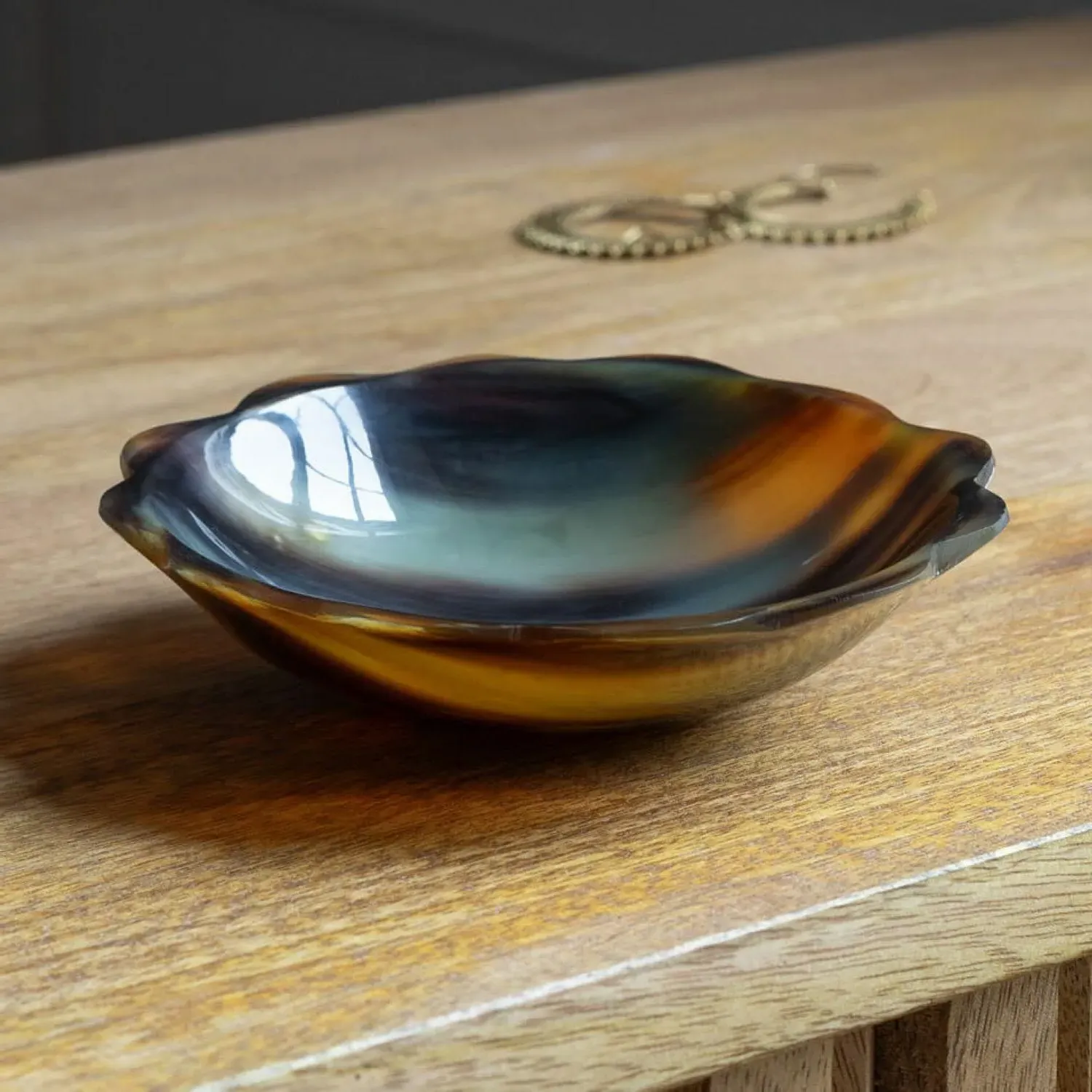 Natural Horn Petal Trinket Dish - Horn