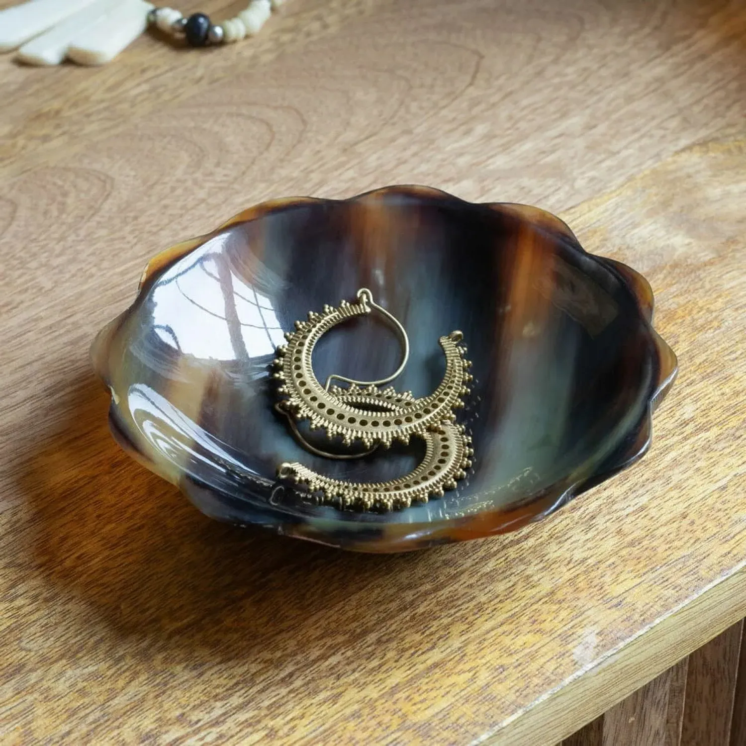 Natural Horn Petal Trinket Dish - Horn