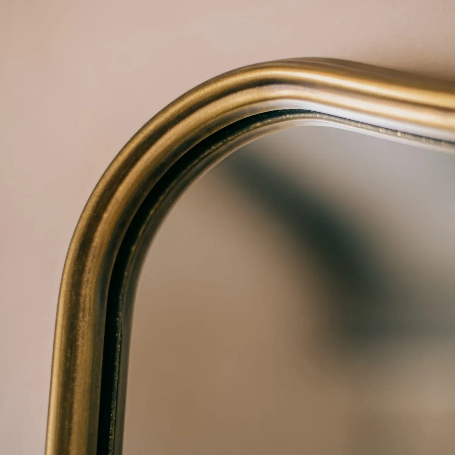 Olly Wall Mirror - Gold