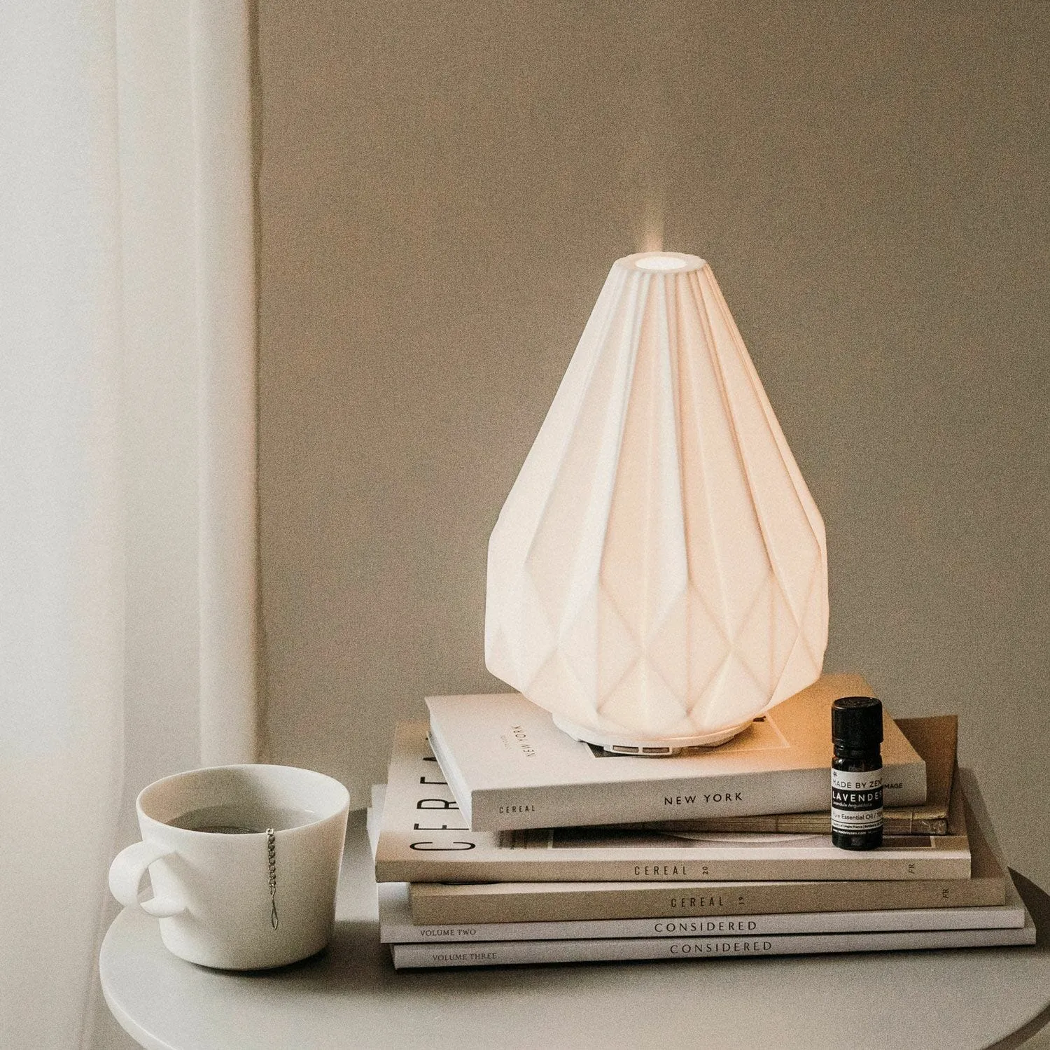 Origami Diffuser - White, Ceramic image