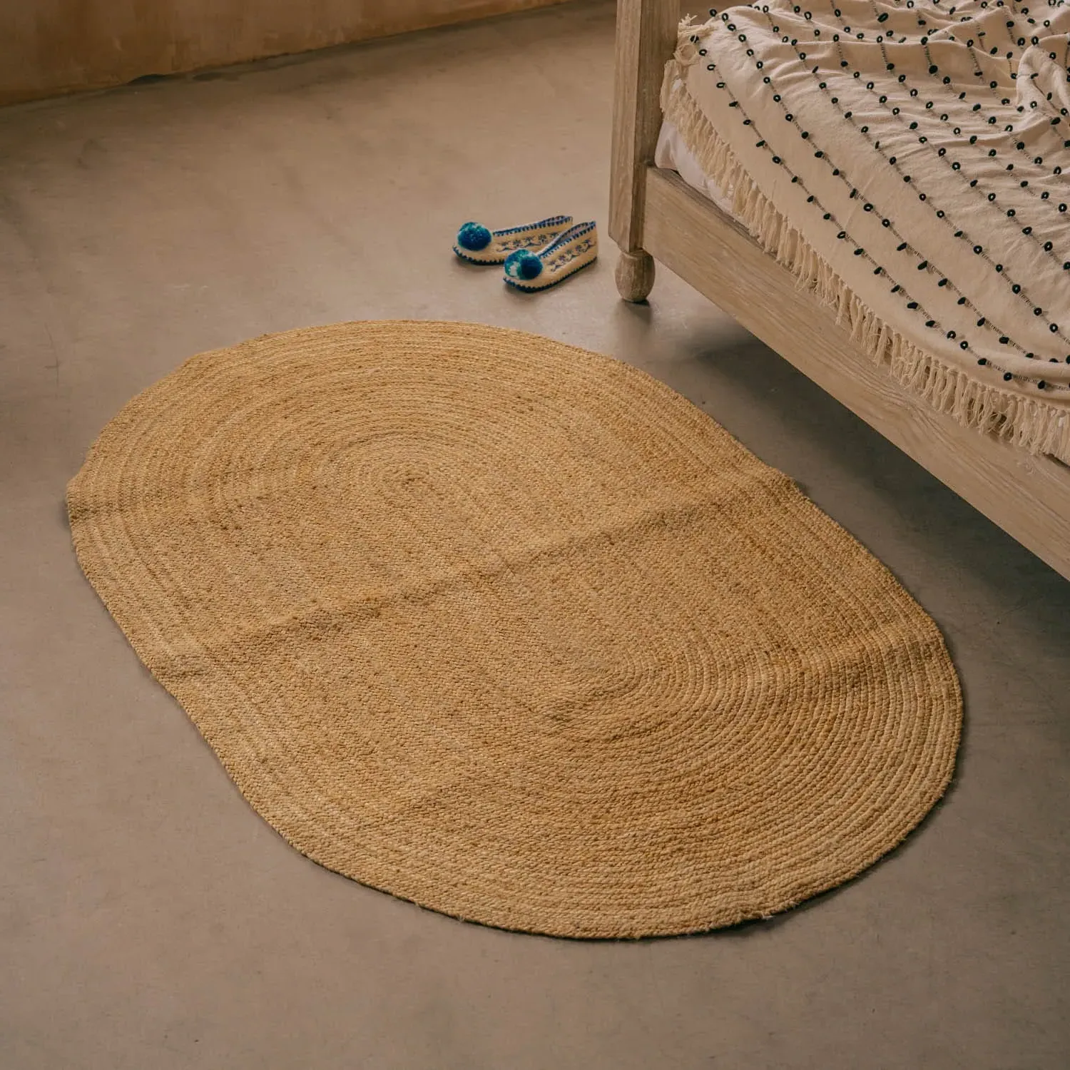Oval Jute Rug - Natural