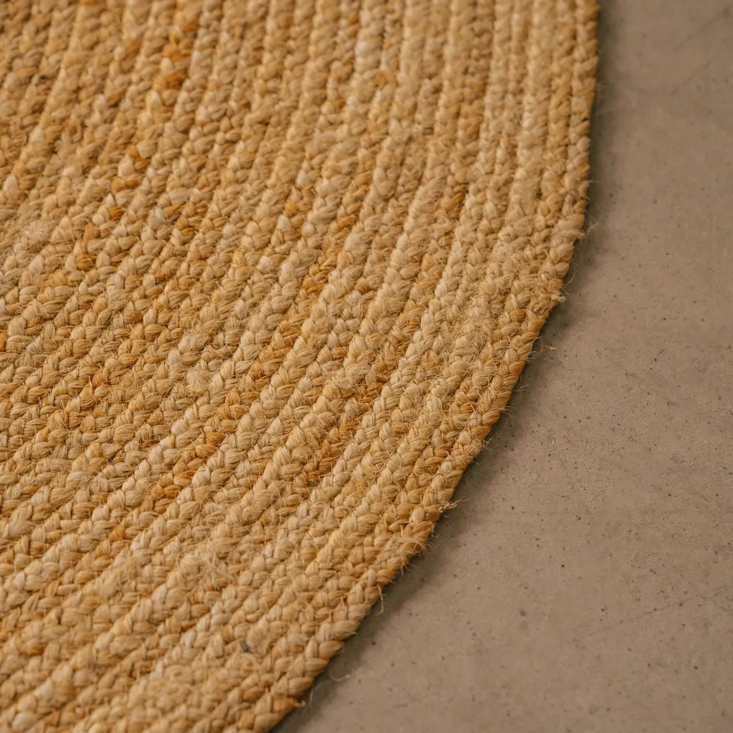 Oval Jute Rug - Natural