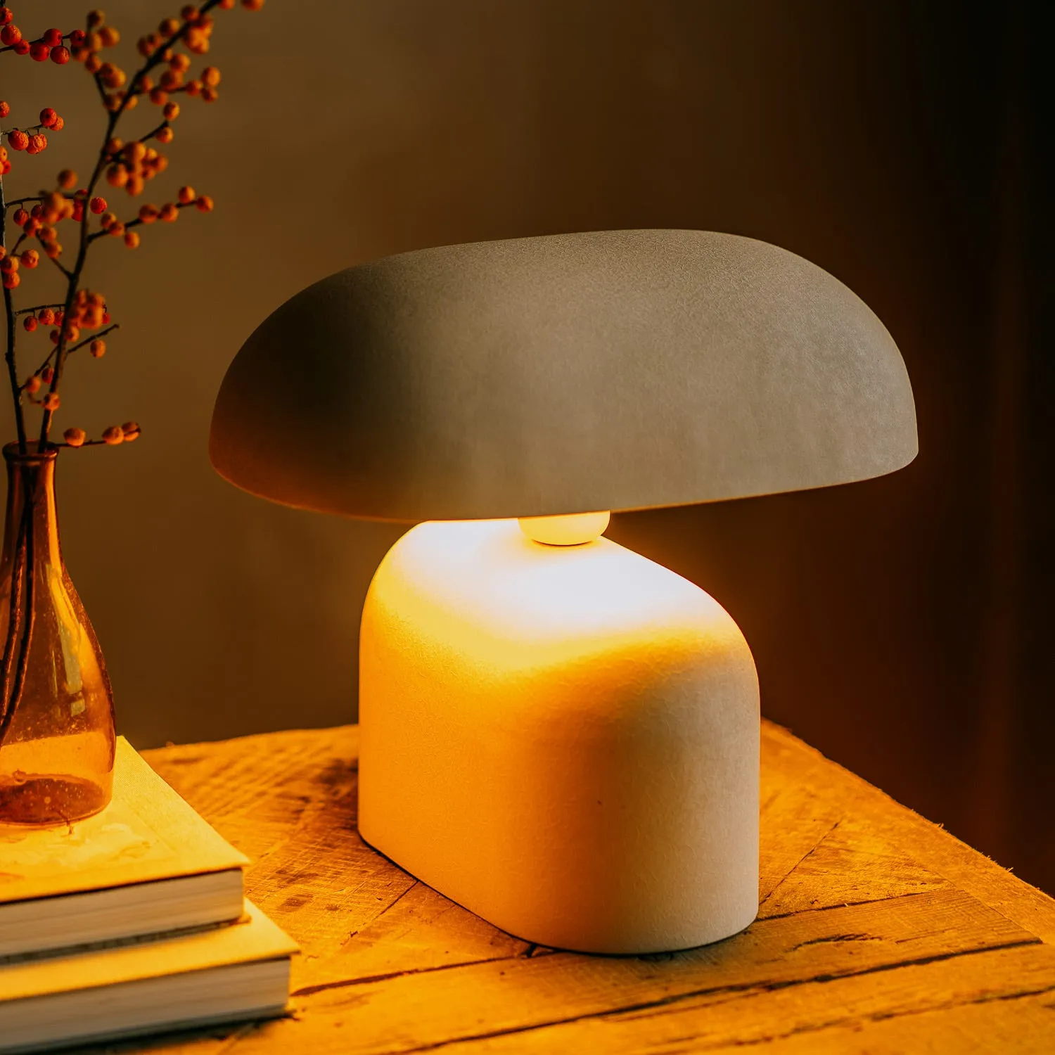 Oval Mushroom Table Lamp - Cream