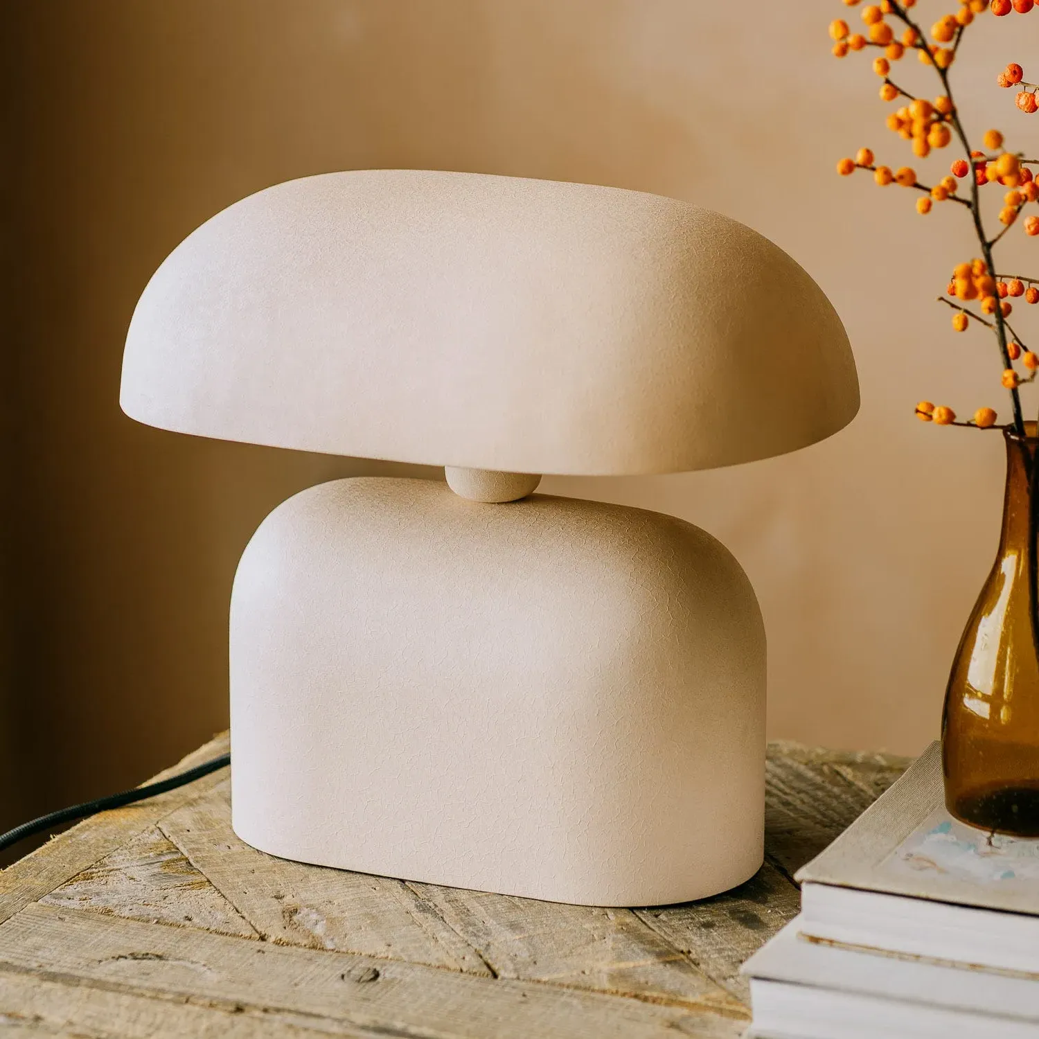 Oval Mushroom Table Lamp - Cream