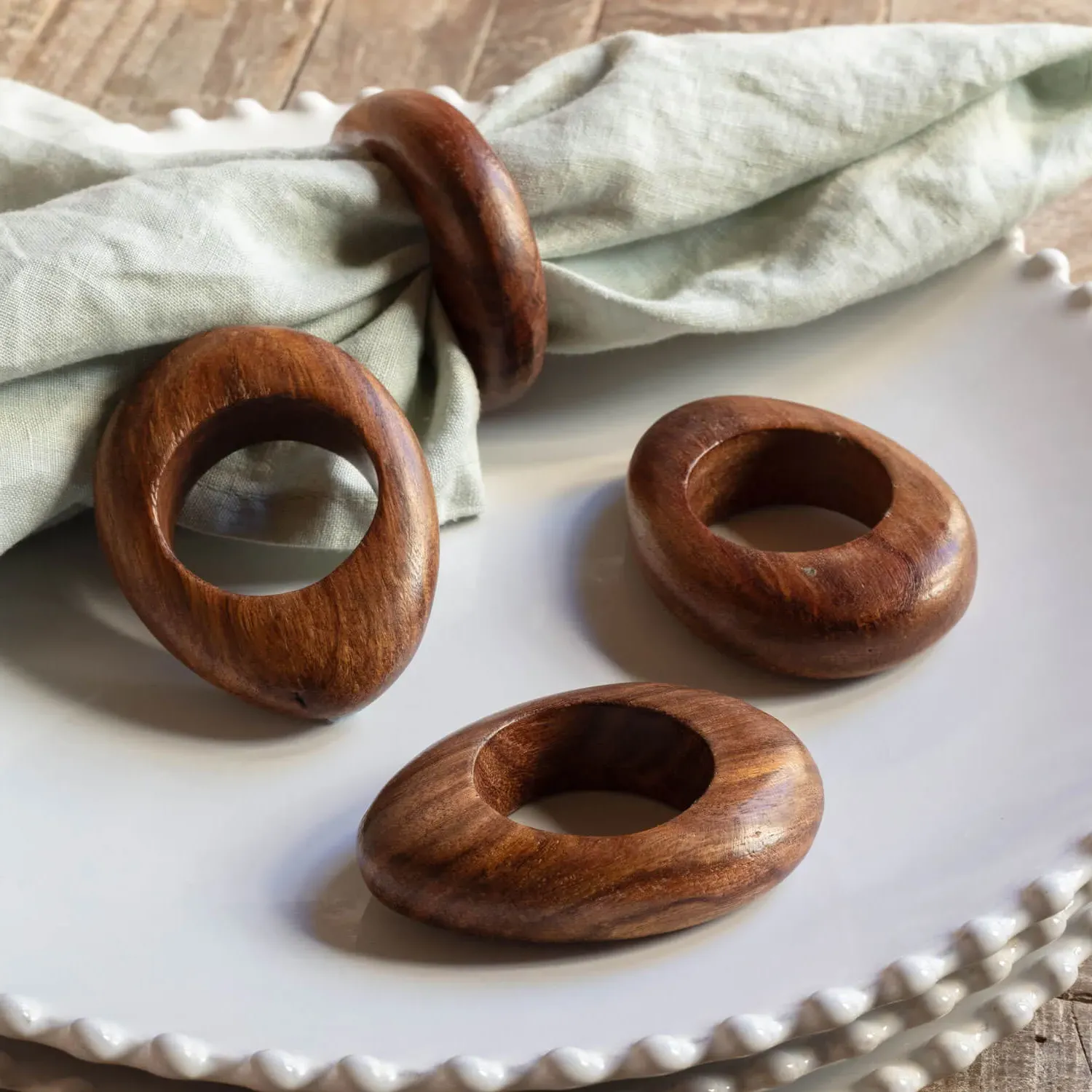 Oval Wooden Napkin Rings Set of 4 - Chocolate, Acacia Wood image