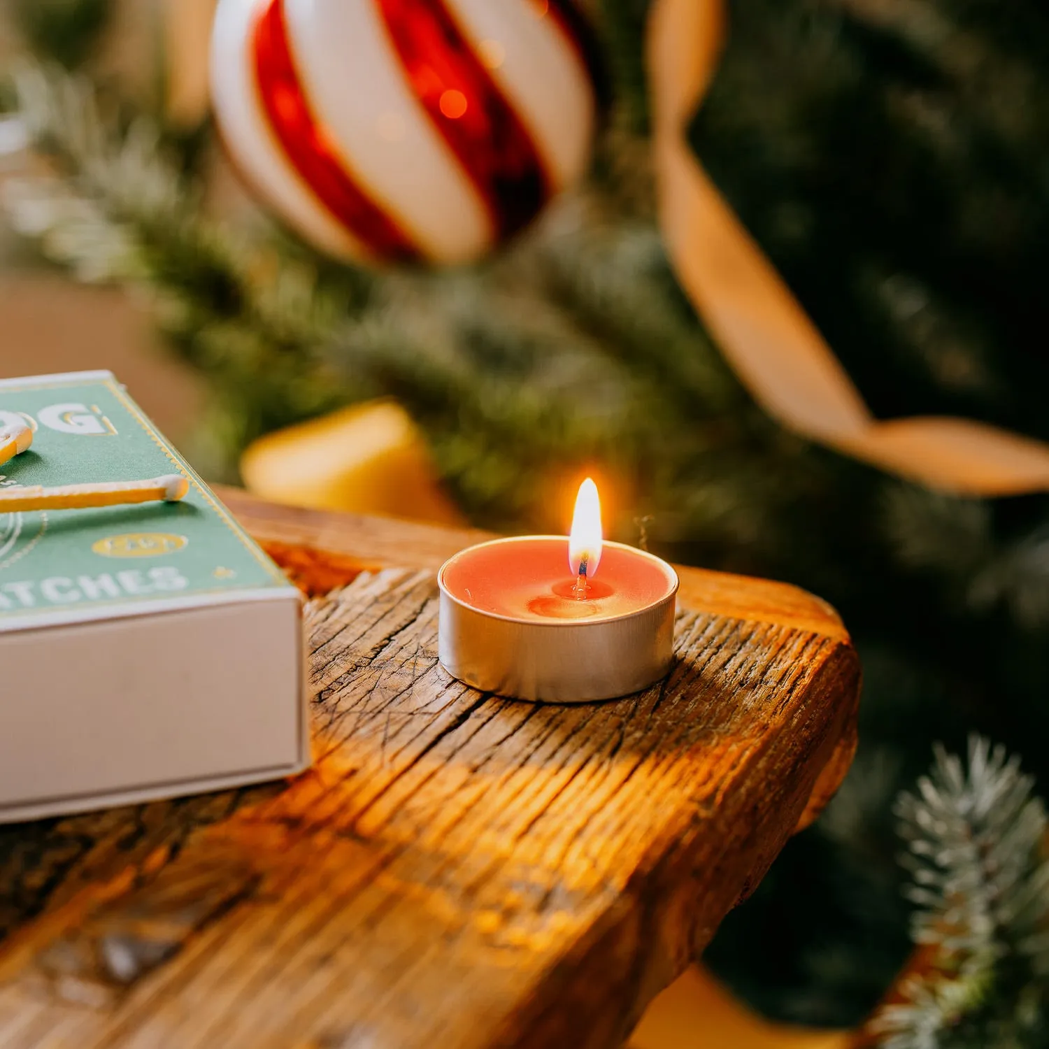 Pack of 50 Red Spice Scented Tealights image