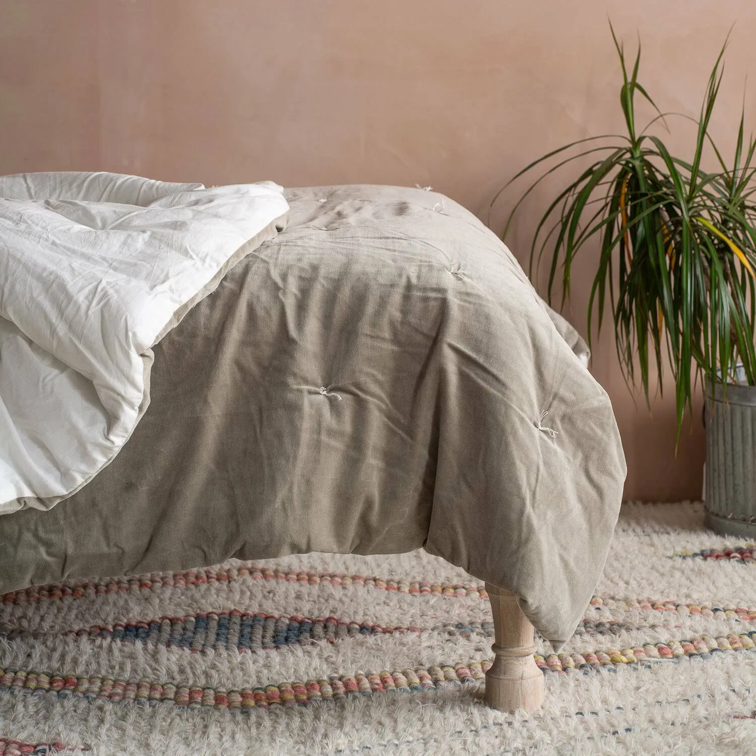 Pebble Super King Size Quilt - Sage, Cotton Velvet