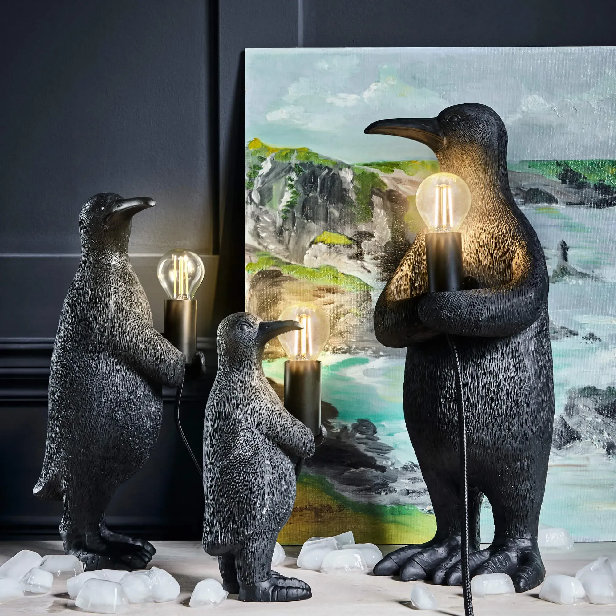 Perry Medium Penguin Lamp - Plastic