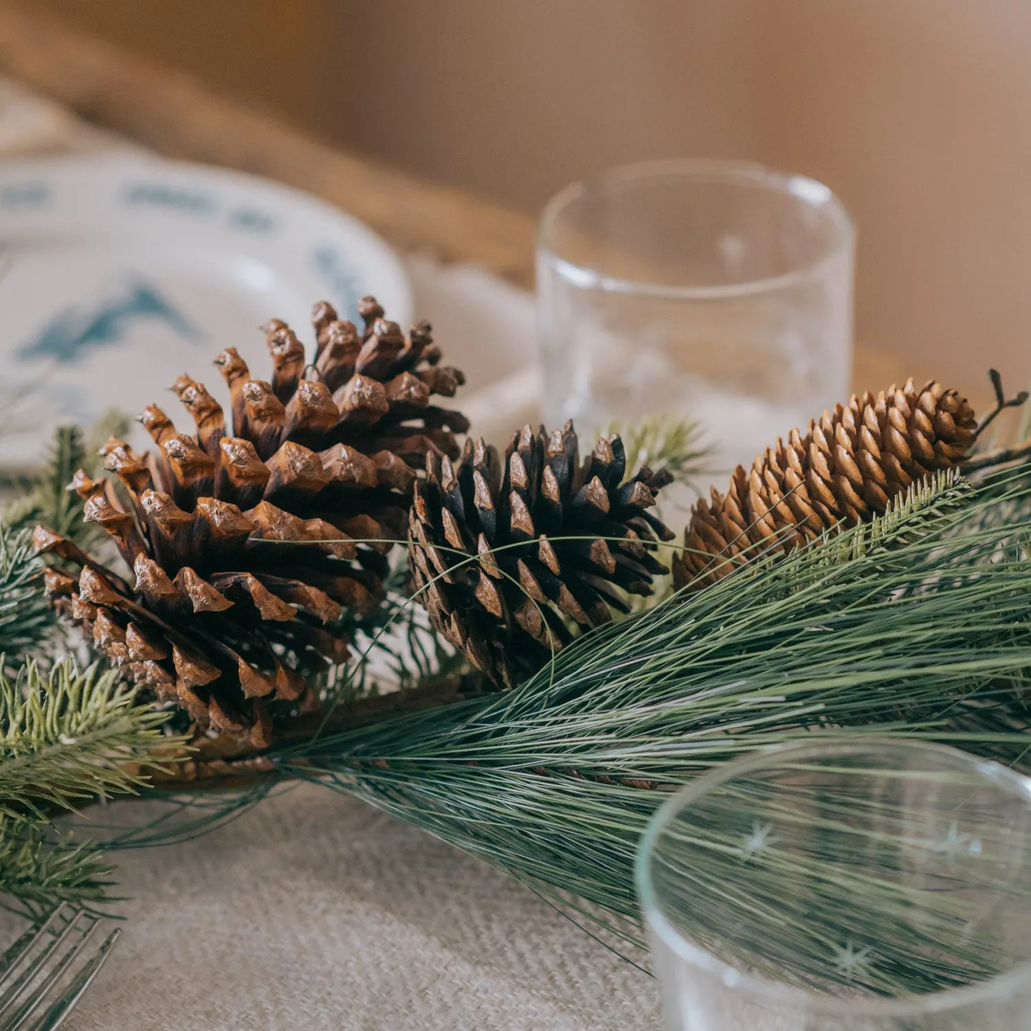Pine & Pinecones Garland - Green