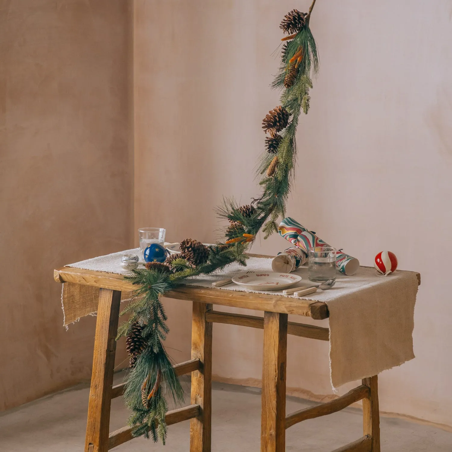 Pine & Pinecones Garland - Green