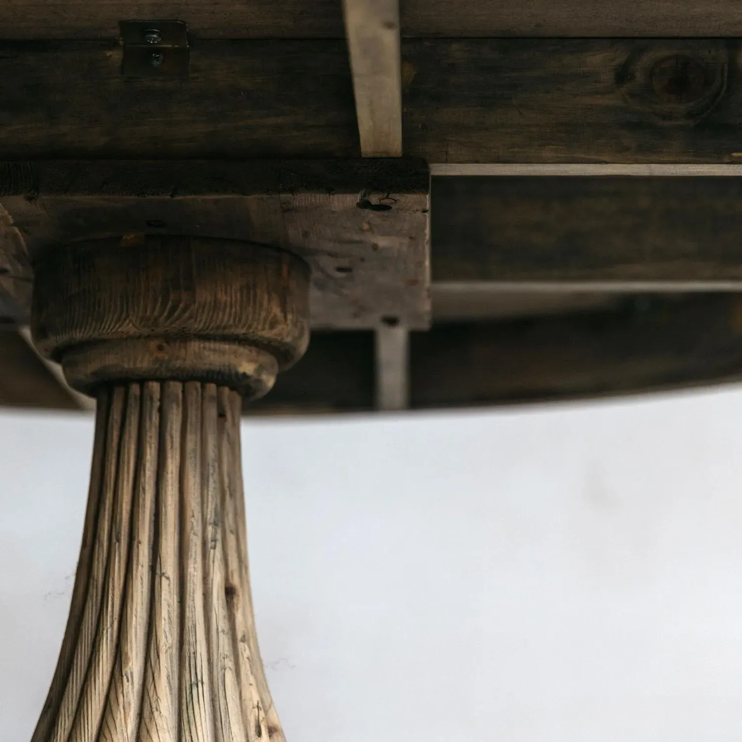 Pioneer 4-Seater Round Dining Table - Reclaimed Pine