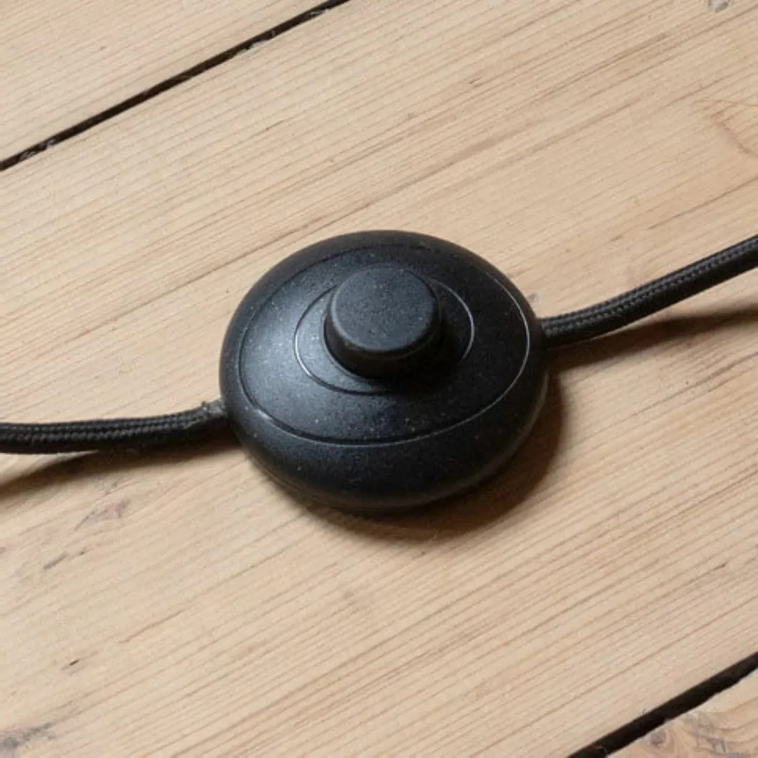 Primrose Floor Lamp - Wicker