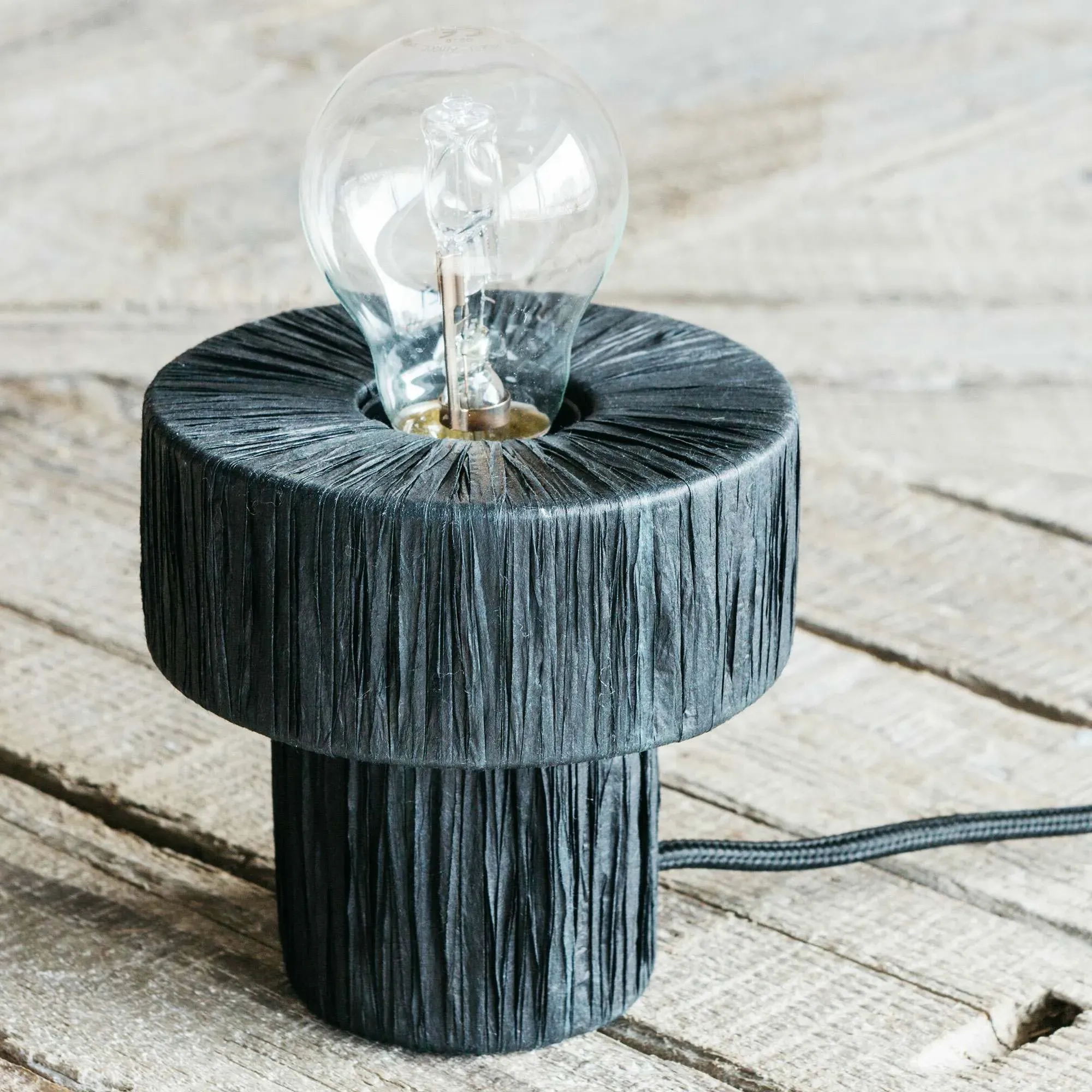 Raffy Table Lamp - Black, Raffia