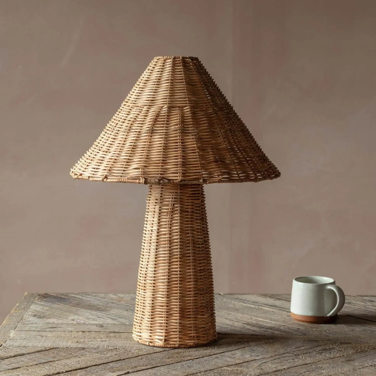 Rattan Table Lamp