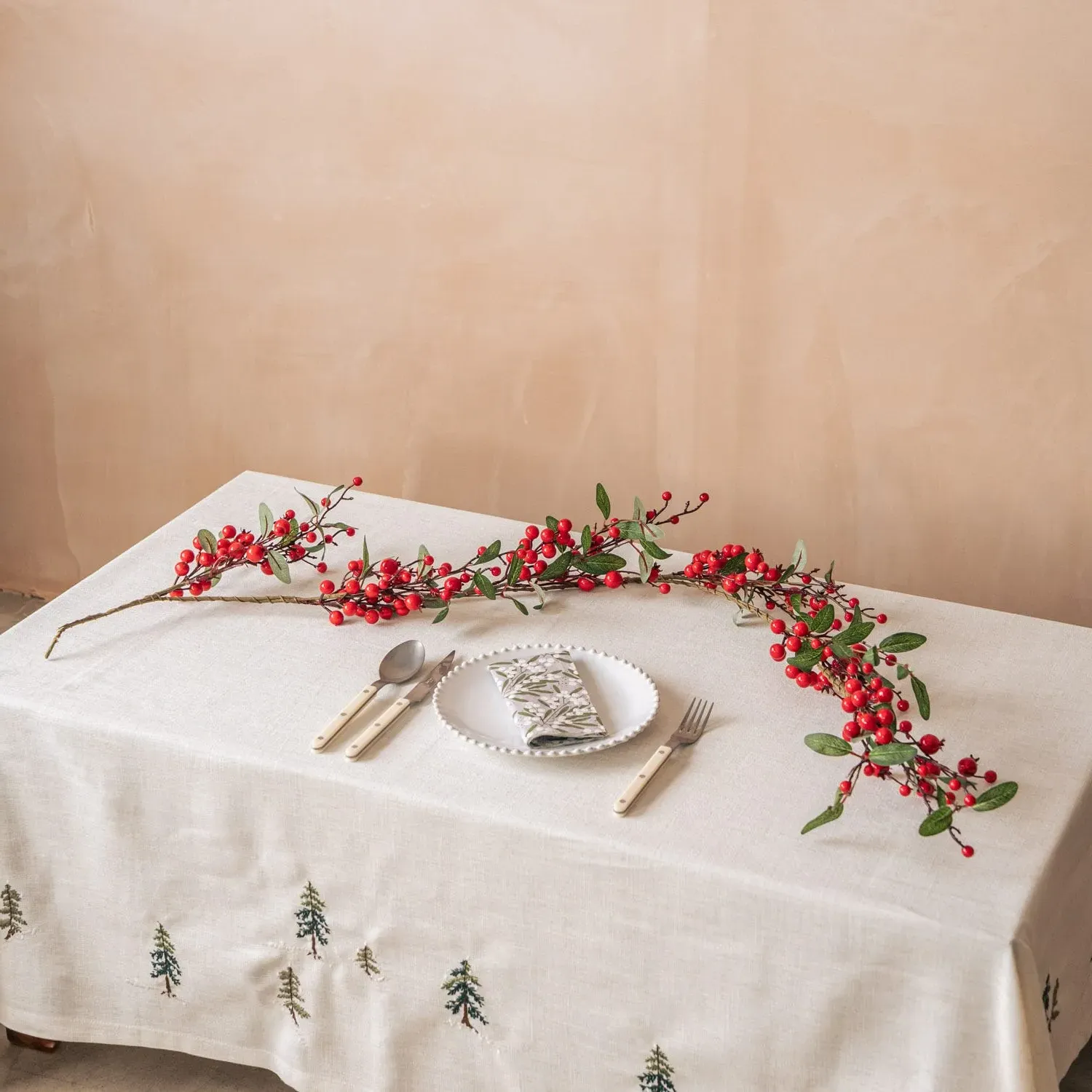 Red Berry & Rosehip Christmas Garland - Red image