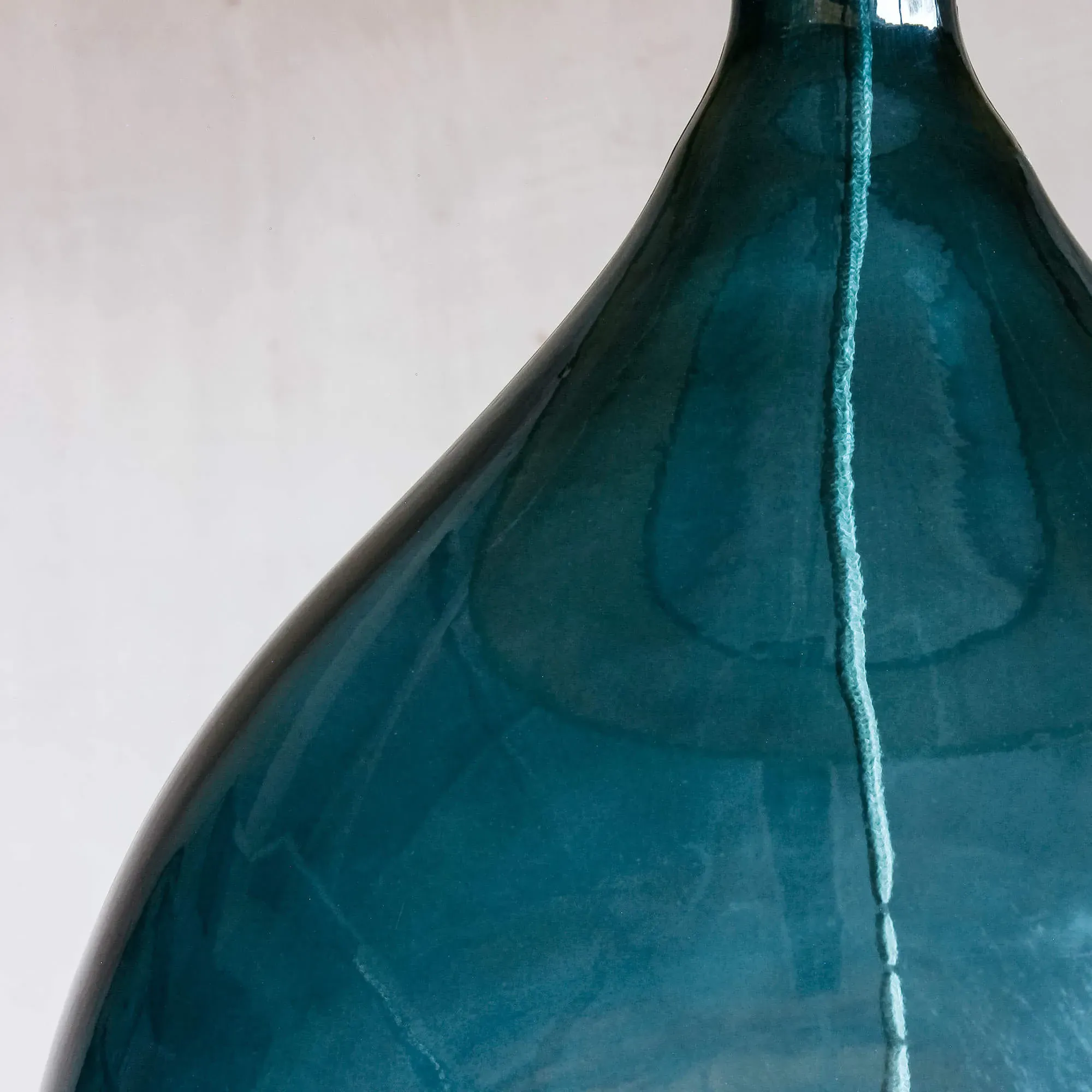 Round Table Lamp - Blue, Glass