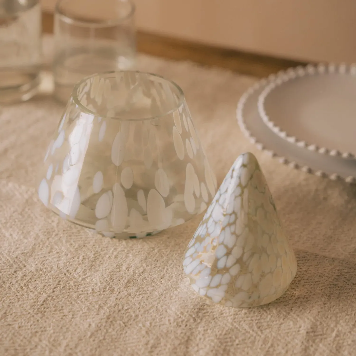 Round Tree Pot with Lid - White Speckled, Glass