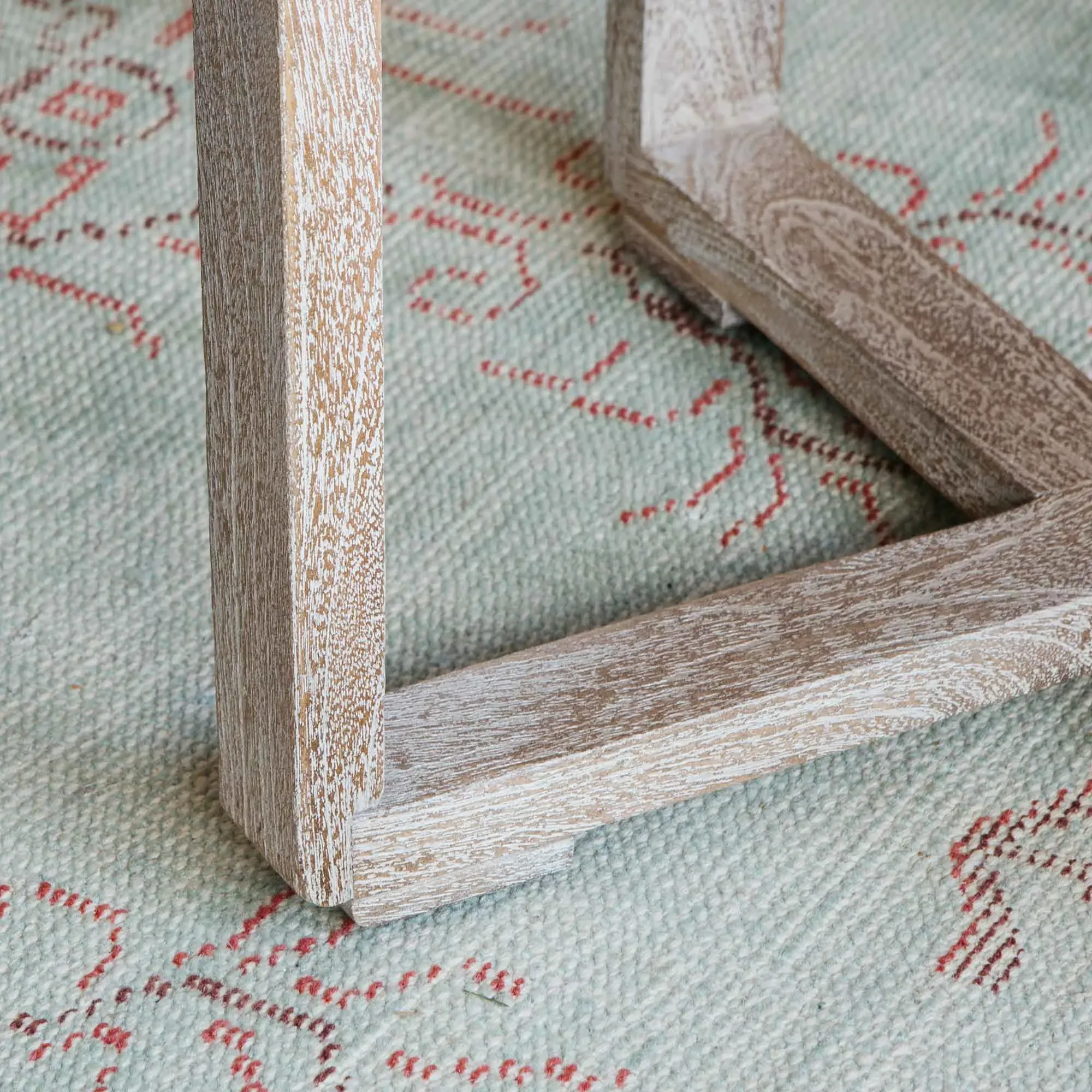 Scallop Side Table - Natural, Mango Wood