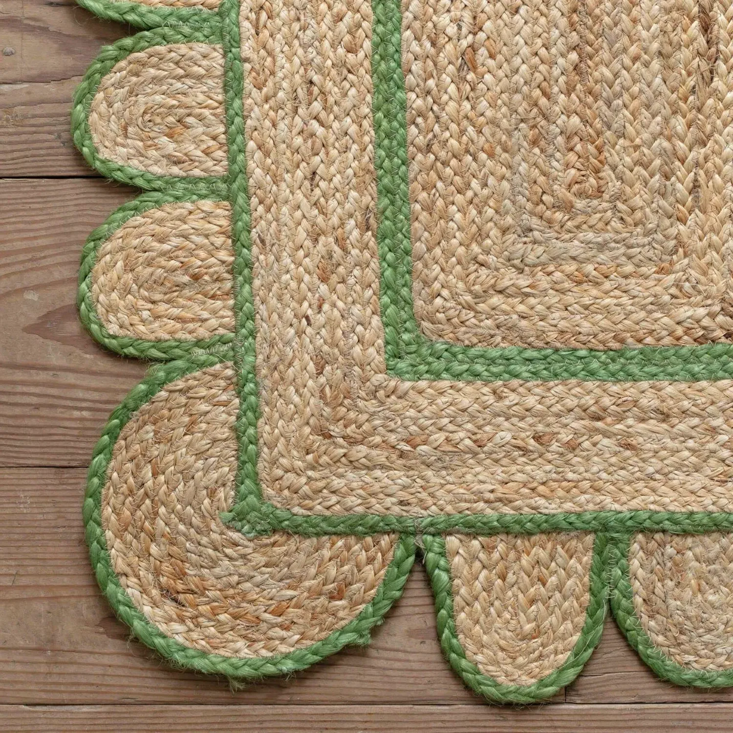 Scalloped Jute Rug - Green