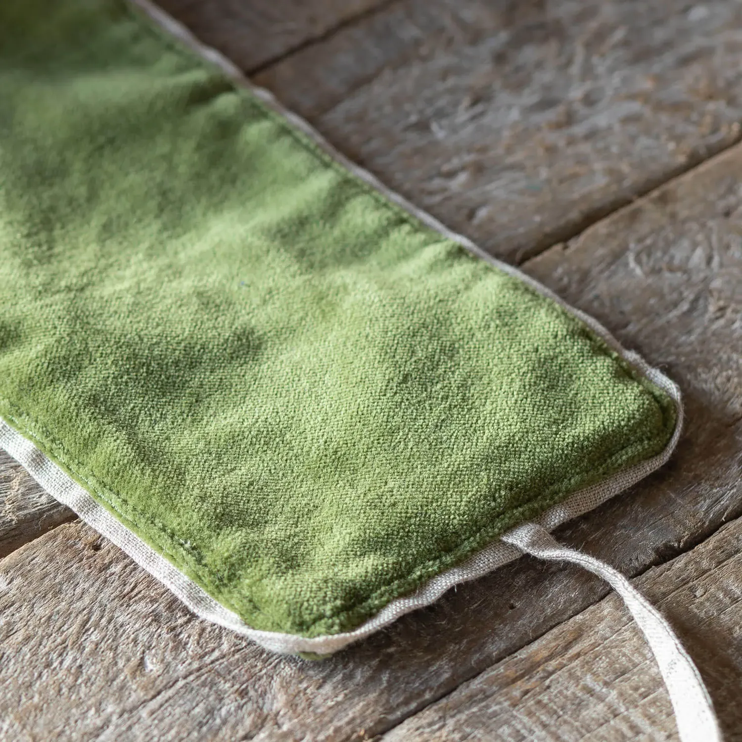 Set of Two Curtain Tie Backs - Avocado, Velvet